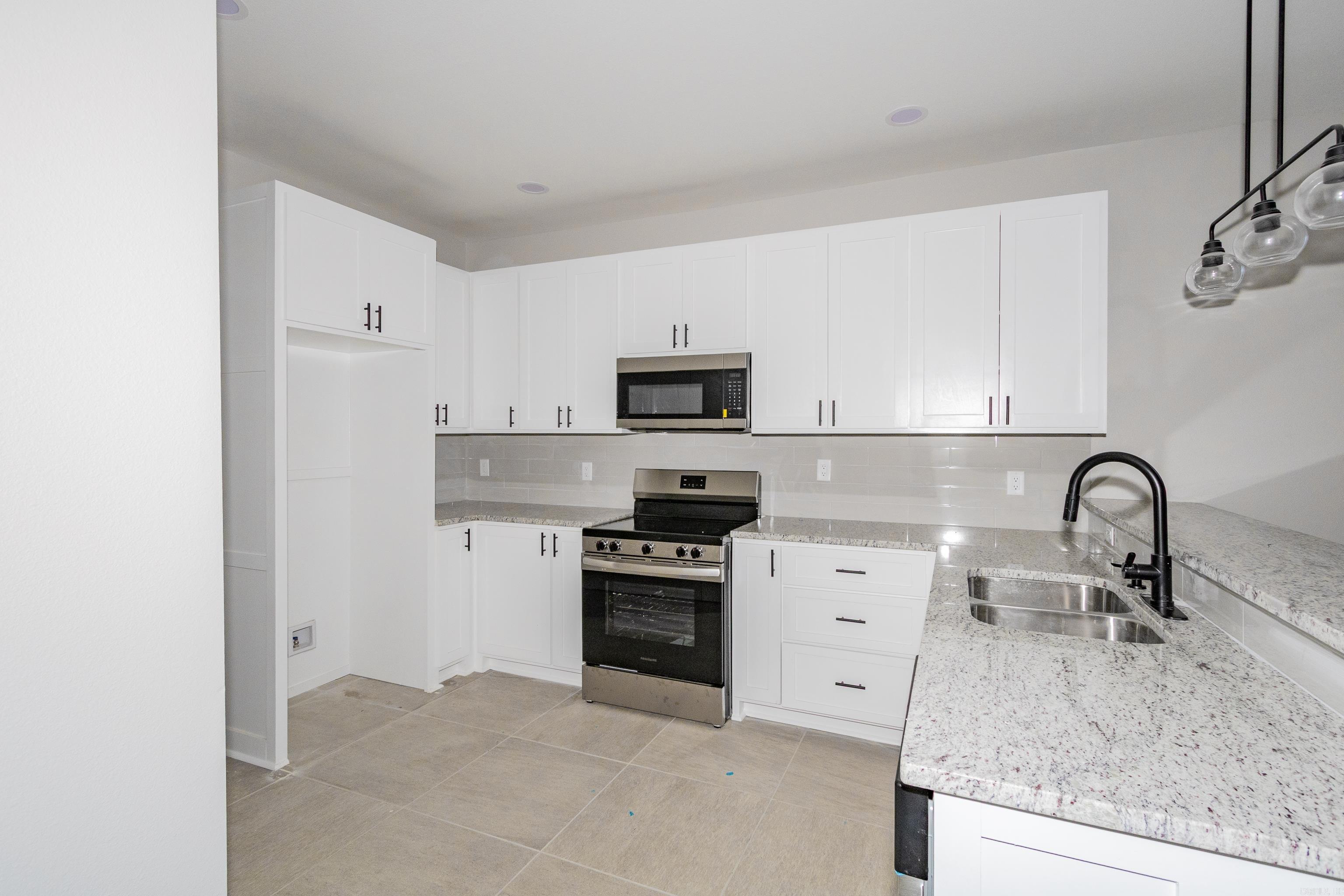 BARROW JOHN - Residential