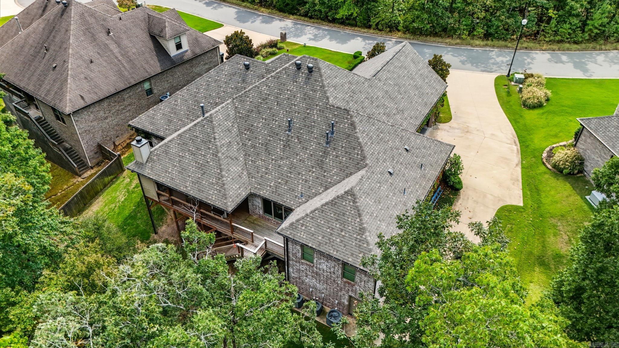 WOODLANDS EDGE - Residential