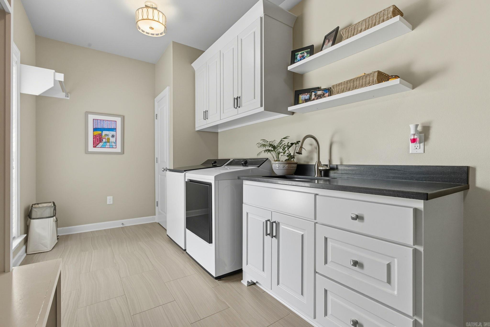 WOODLANDS EDGE - Residential