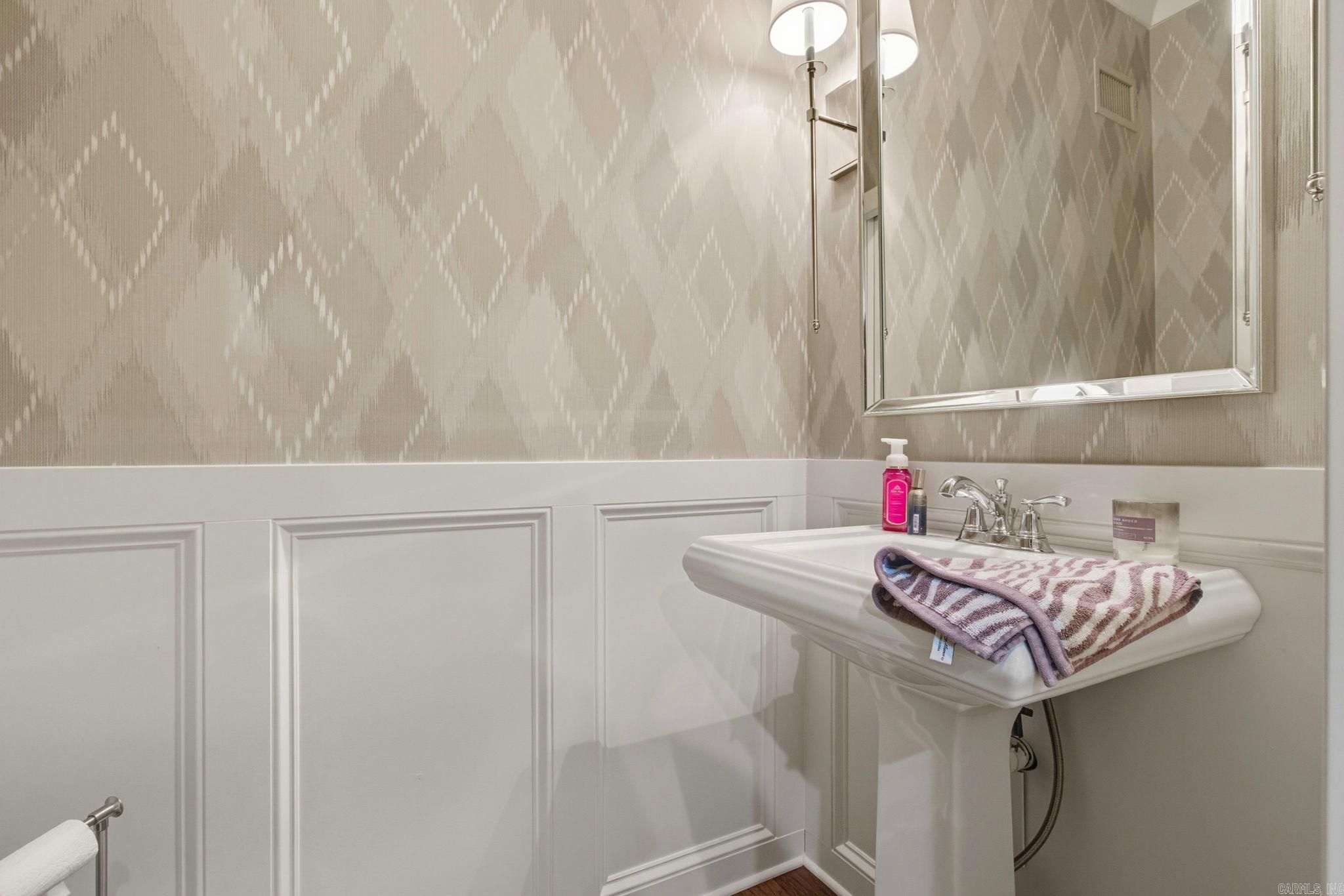 WOODLANDS EDGE - Residential