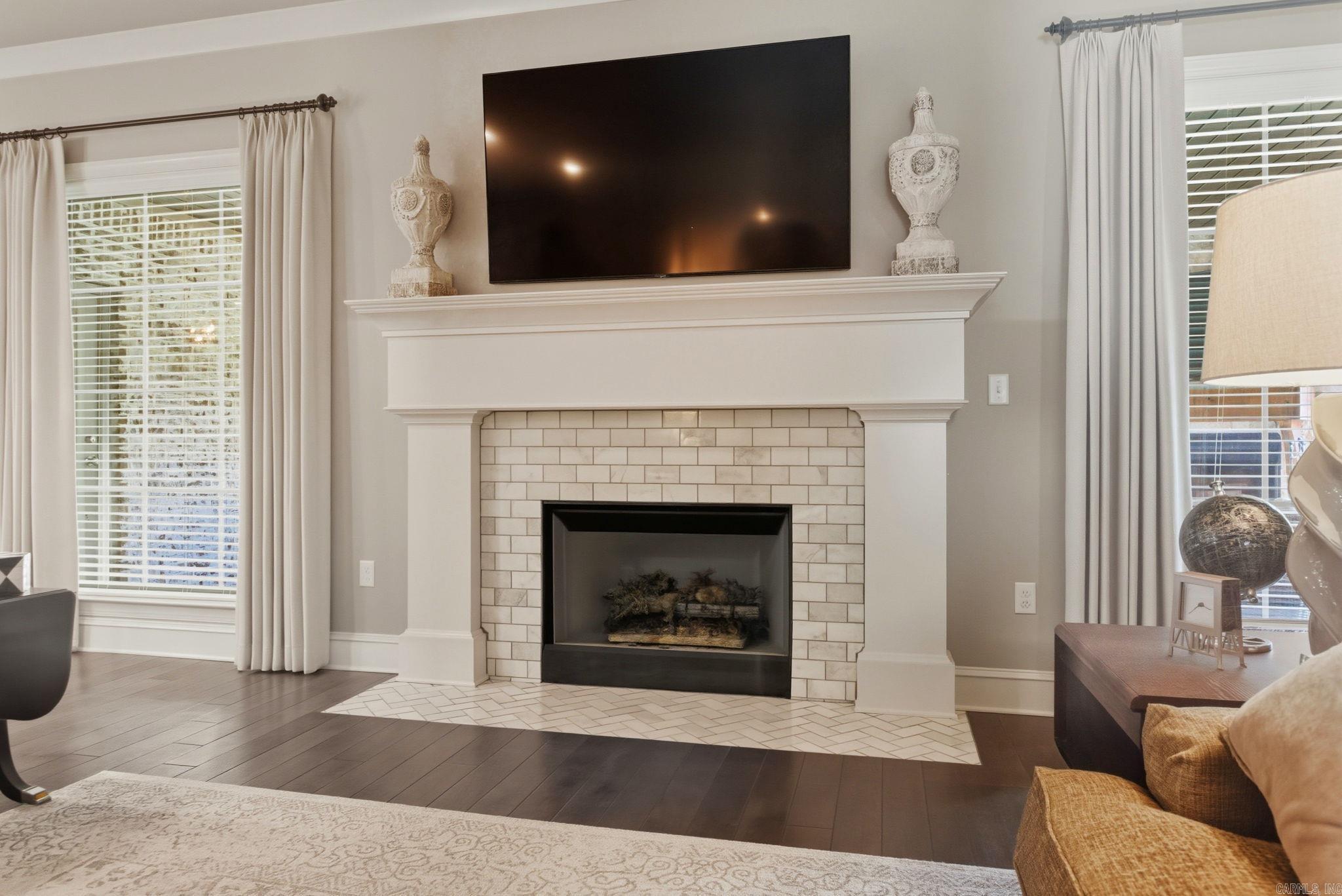 WOODLANDS EDGE - Residential