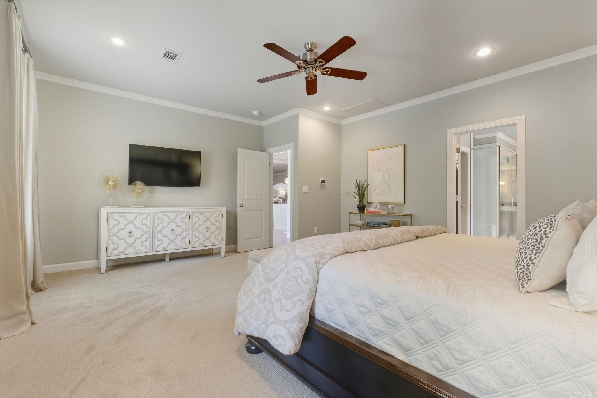 WOODLANDS EDGE - Residential