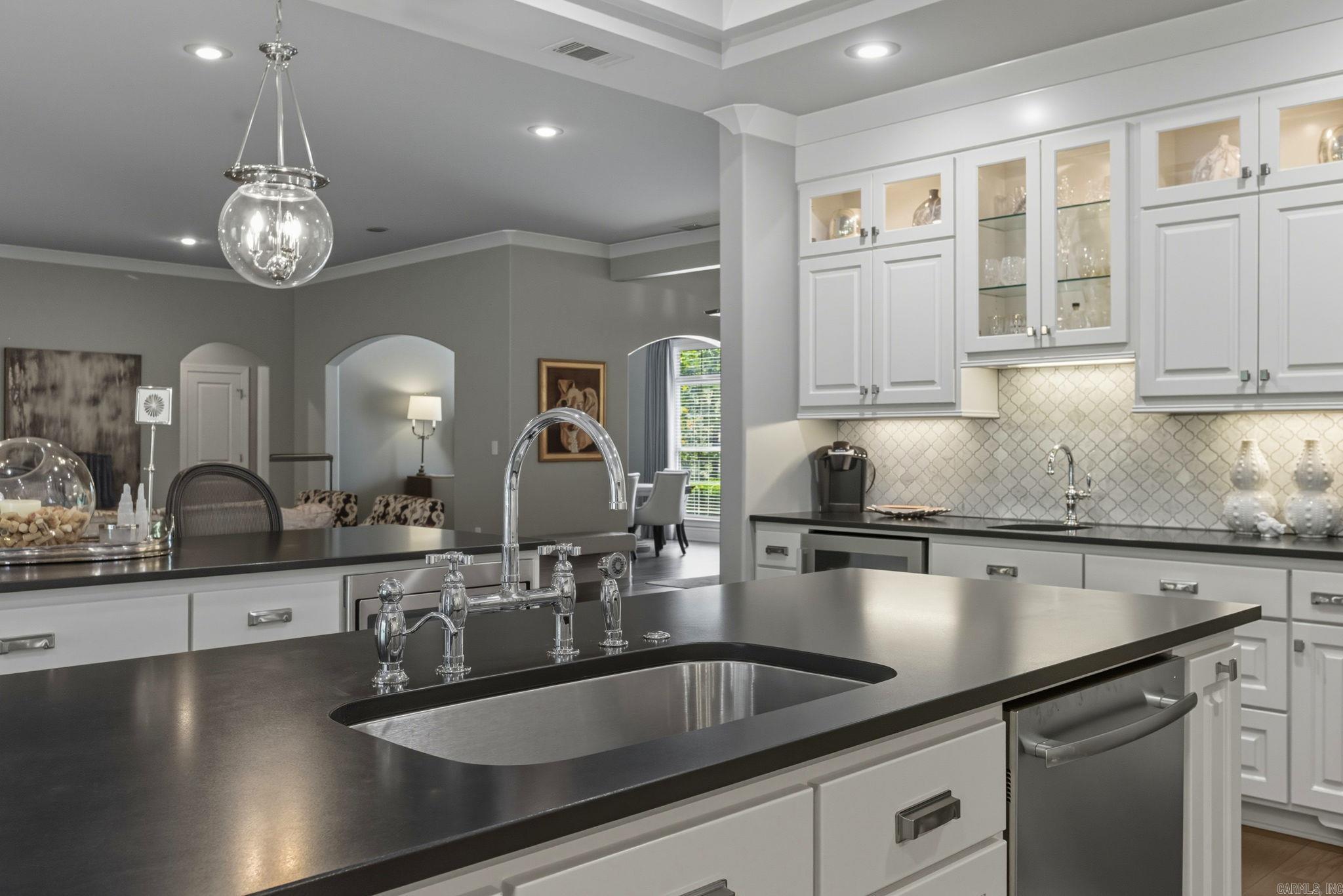 WOODLANDS EDGE - Residential