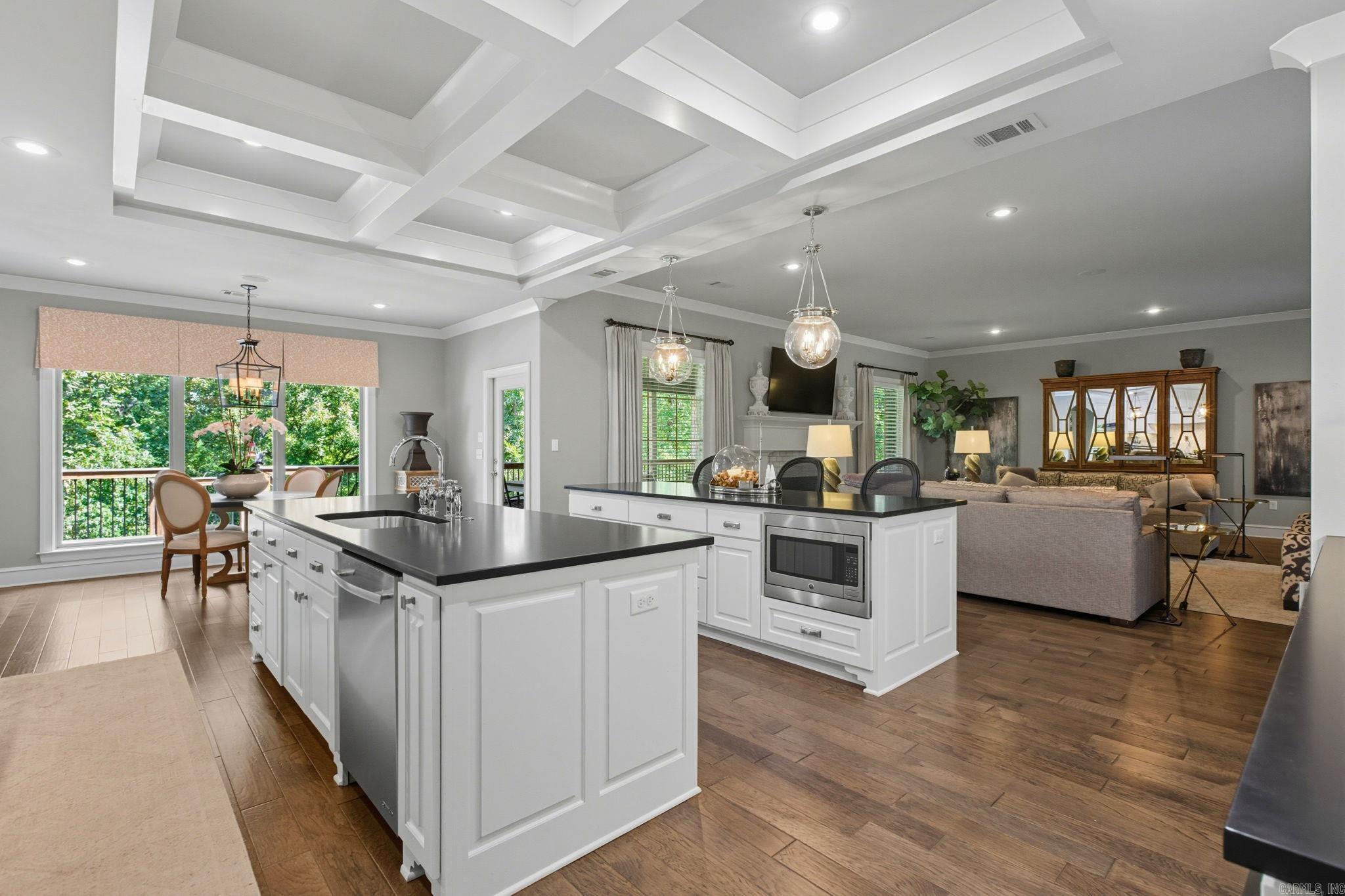 WOODLANDS EDGE - Residential