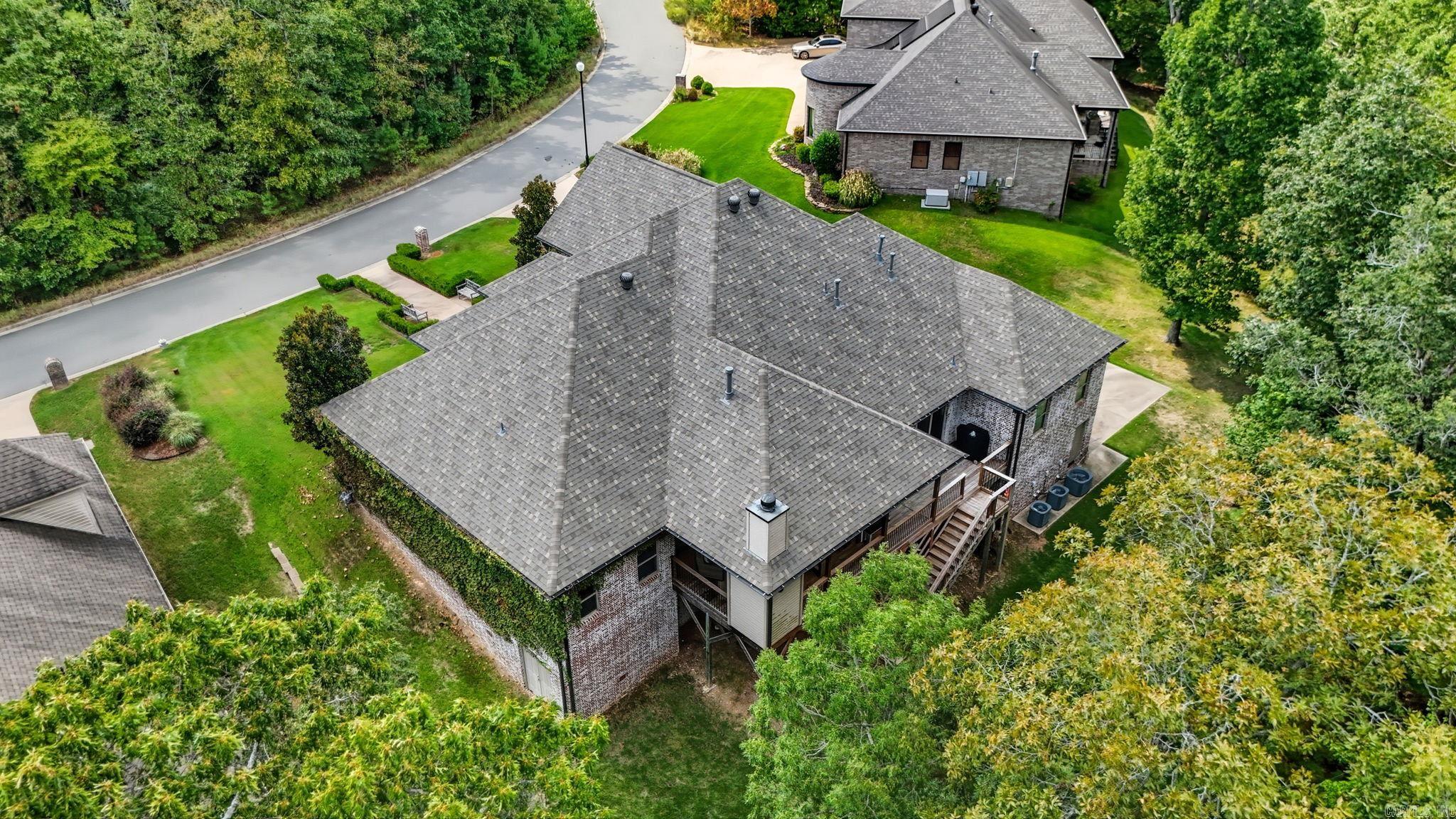 WOODLANDS EDGE - Residential