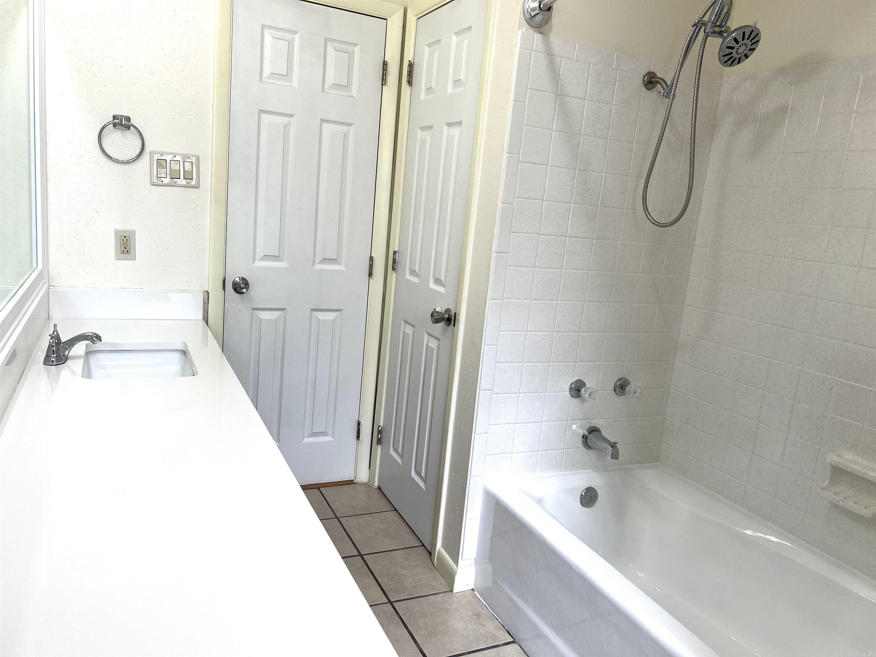 HIGHLAND PARK TO JACK - Residential