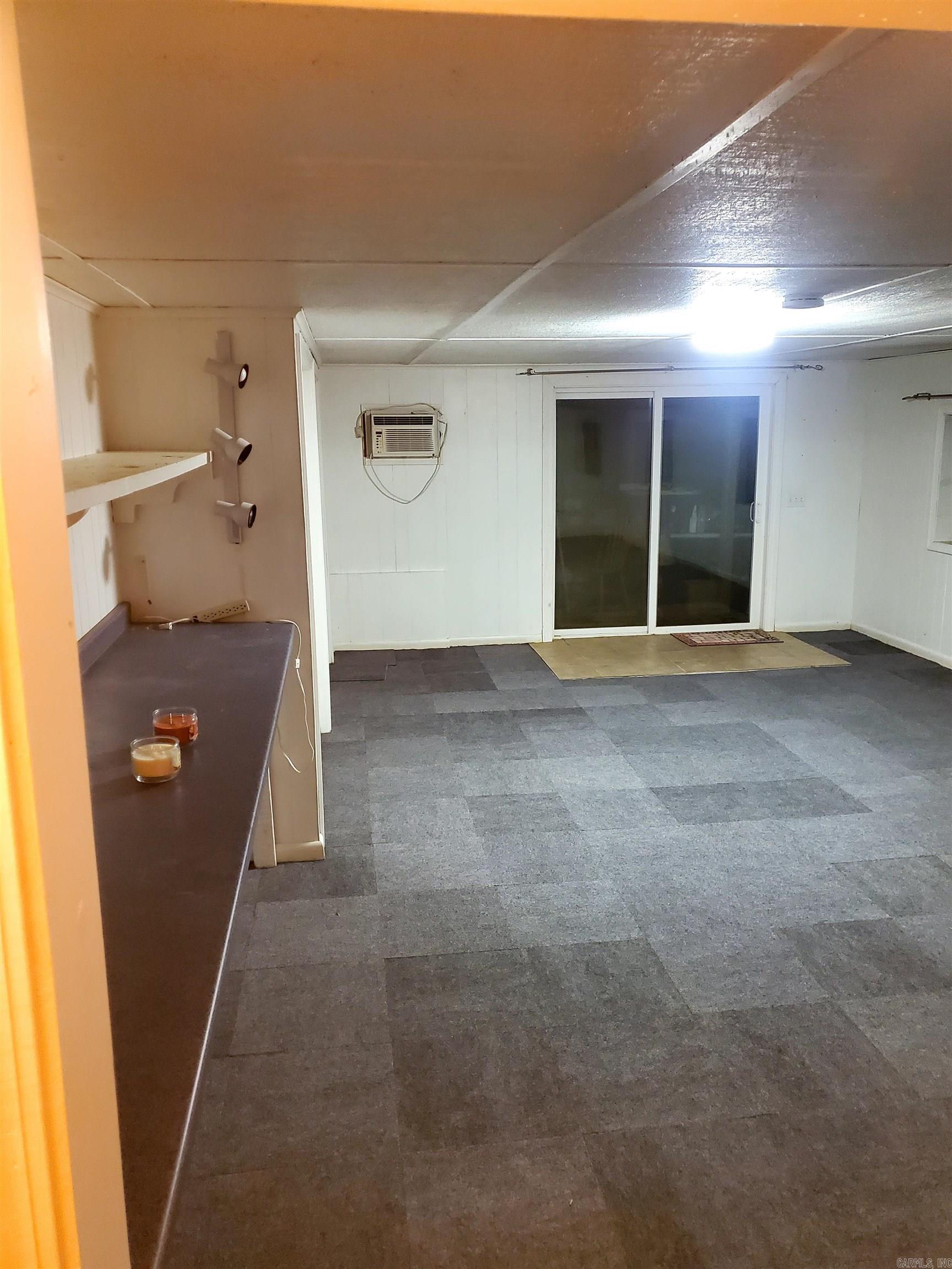 LAKEWOOD - Residential