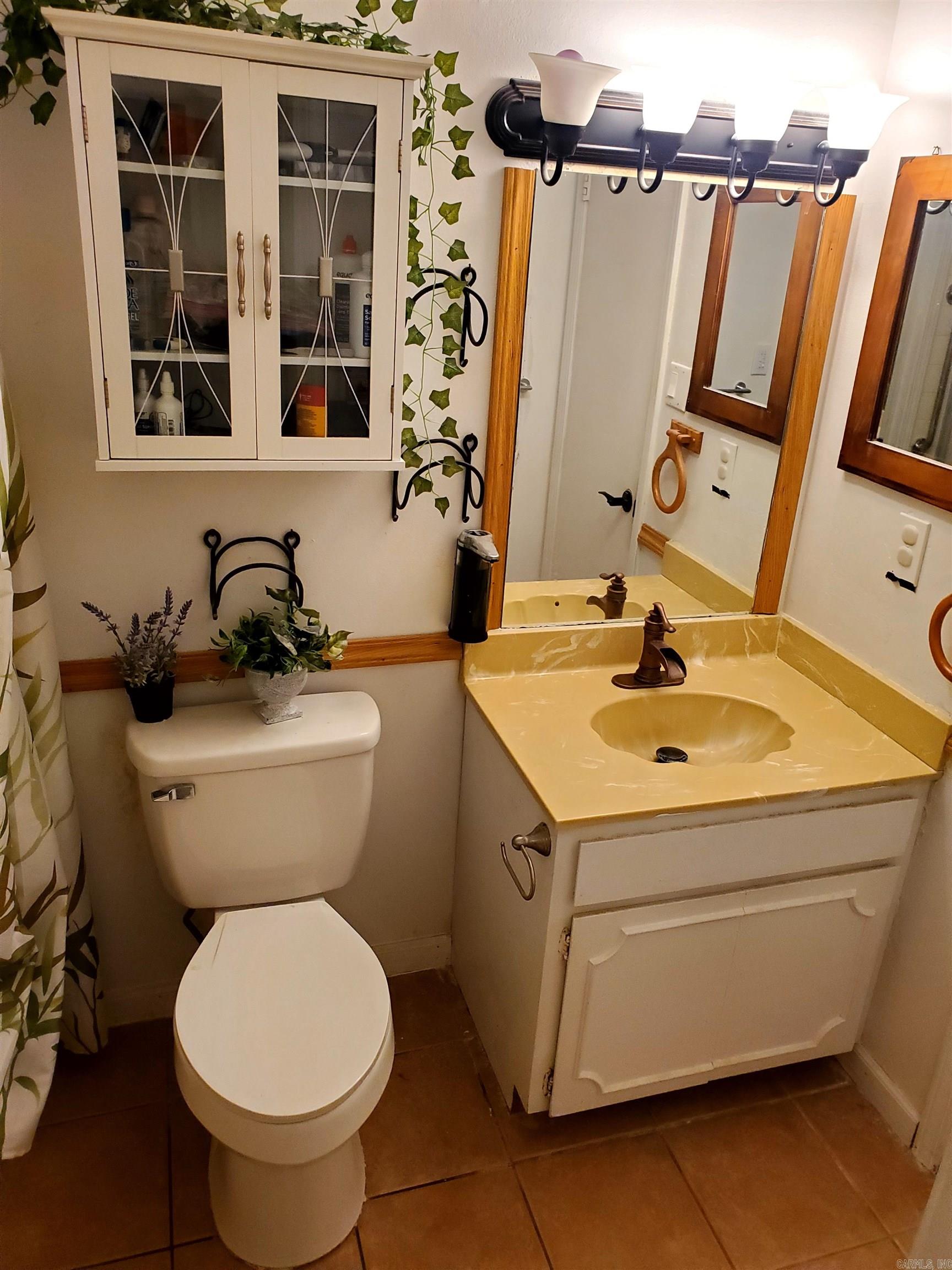 LAKEWOOD - Residential