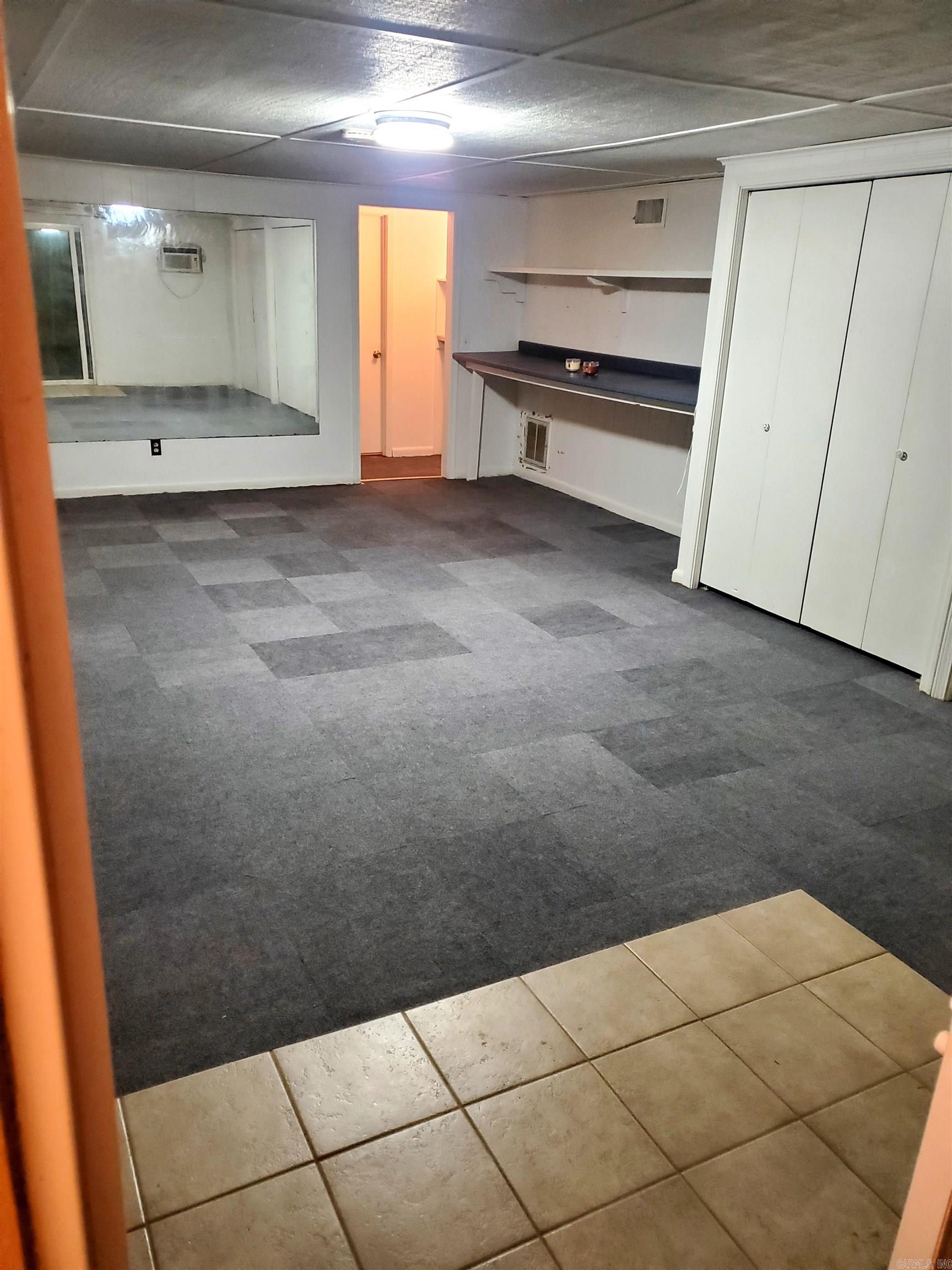 LAKEWOOD - Residential