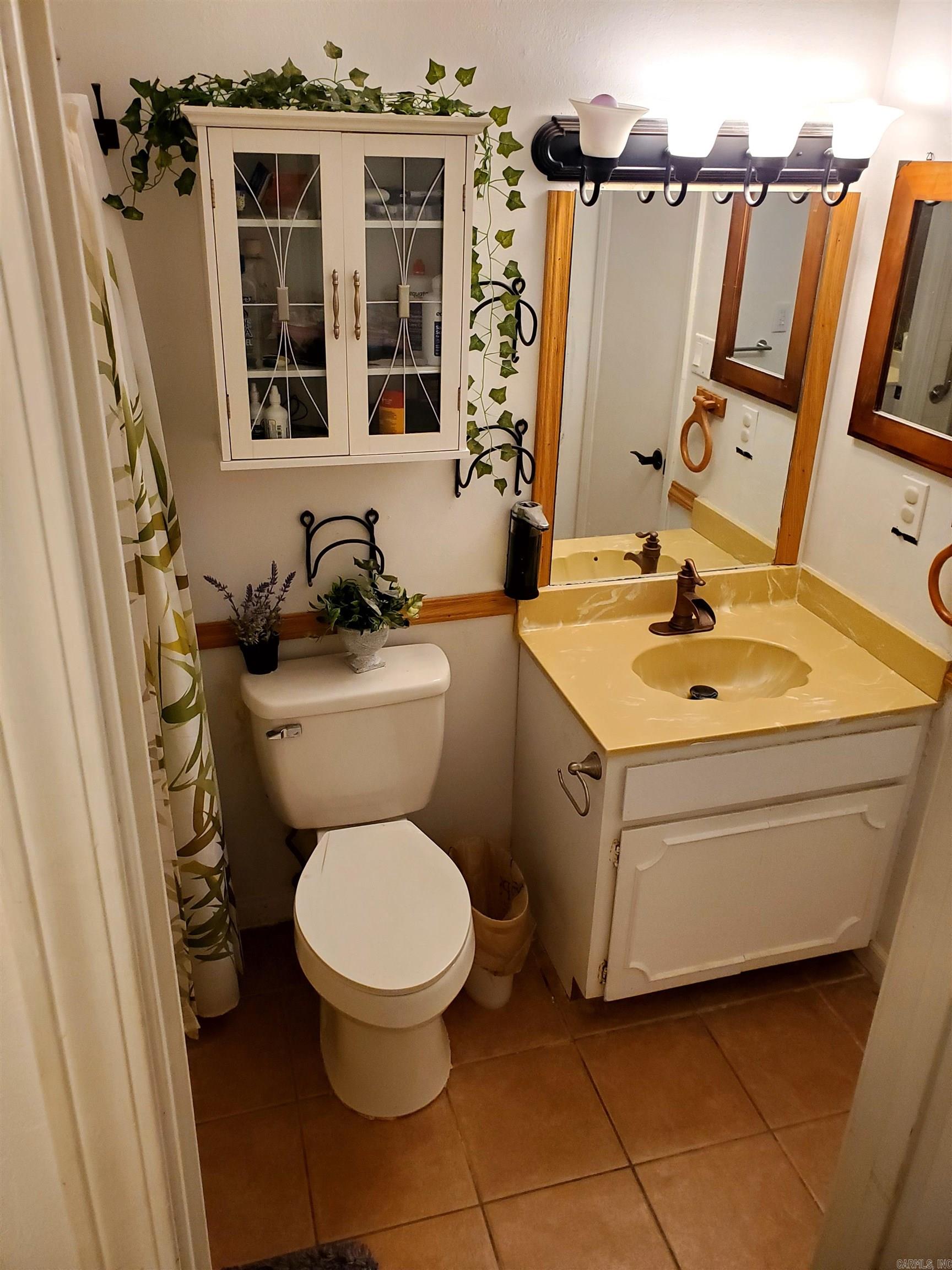 LAKEWOOD - Residential