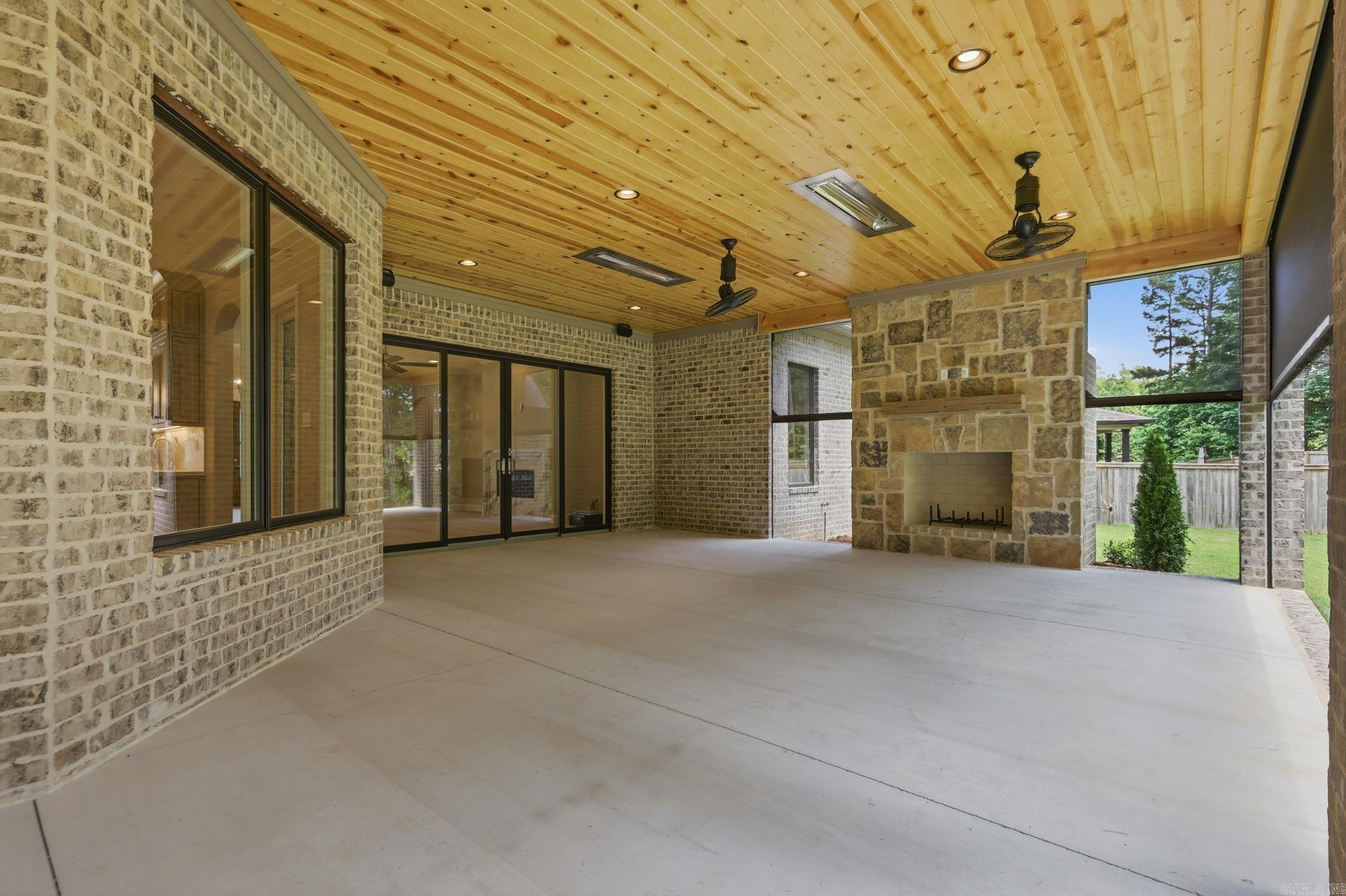 CHENAL VALLEY ORLE - Residential