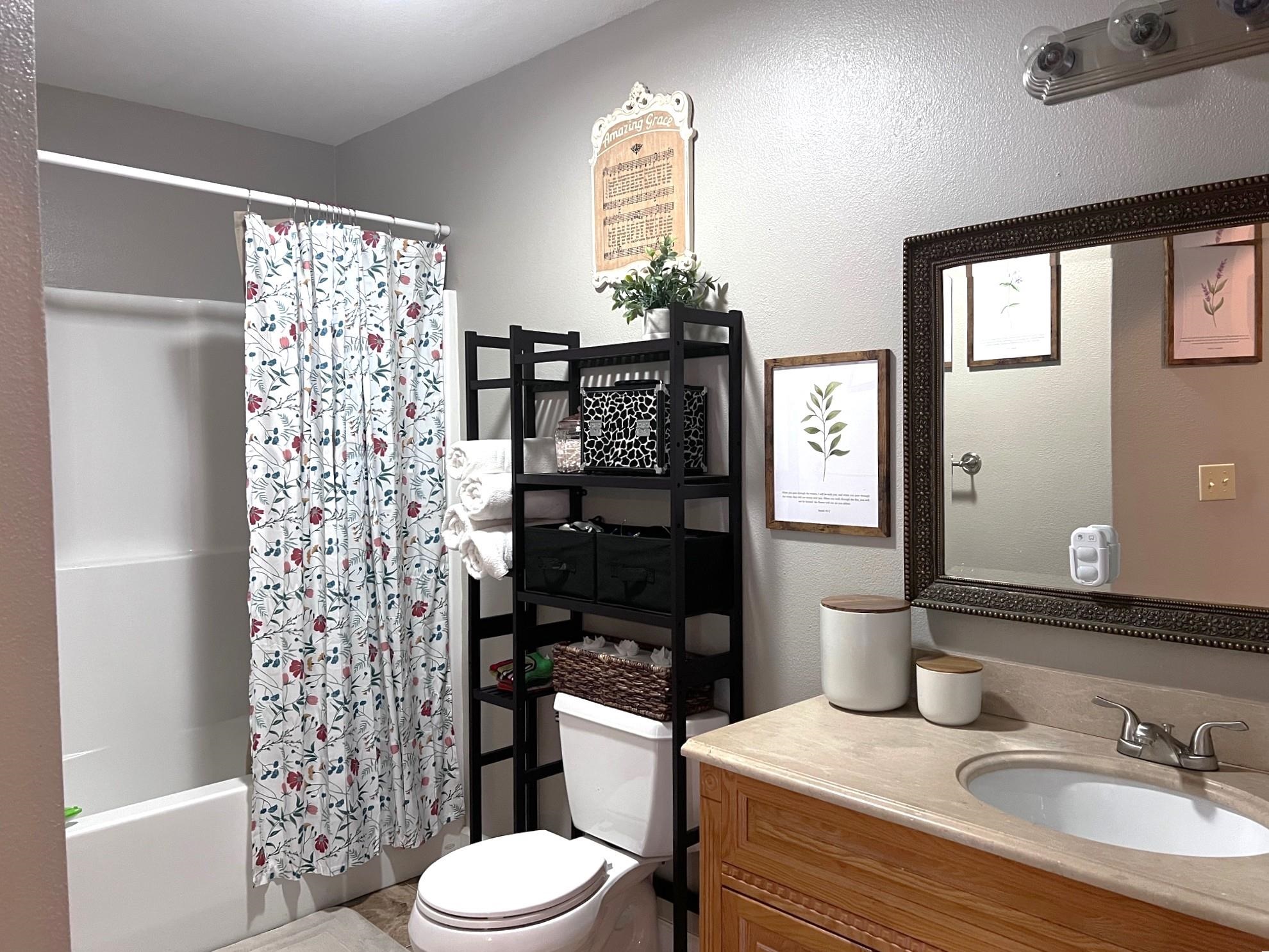 WHITEWATER ESTATES - Residential