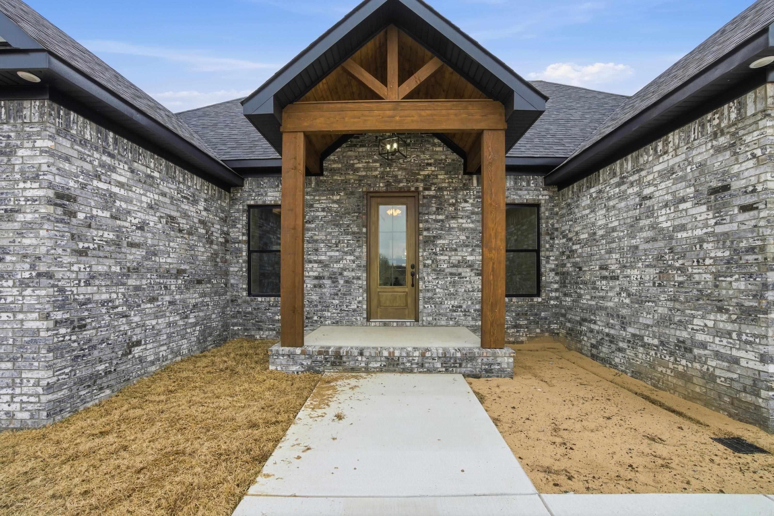 LANDING AT EMERALD ISLE - Residential