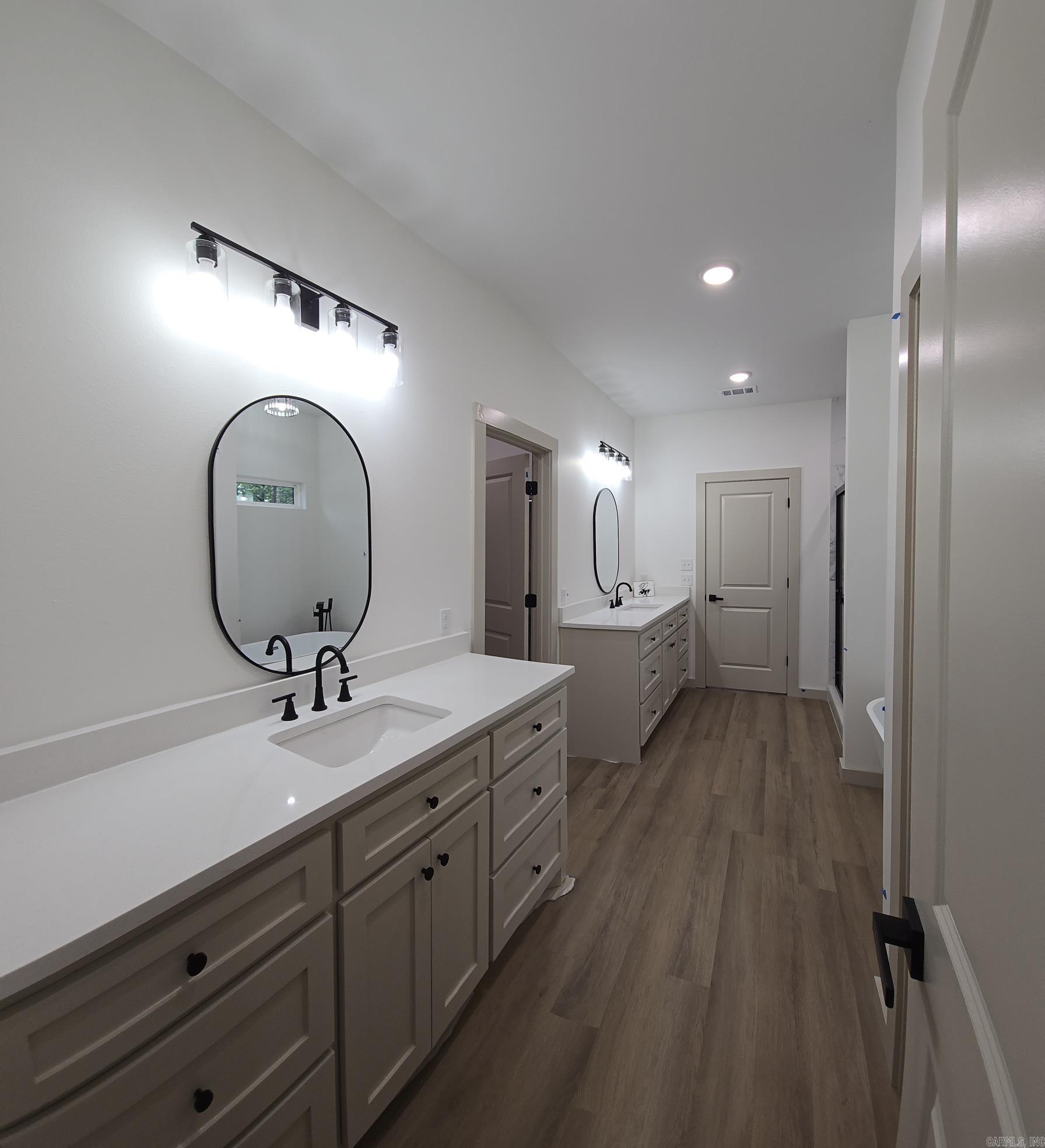 DIAMONDHEAD - Residential