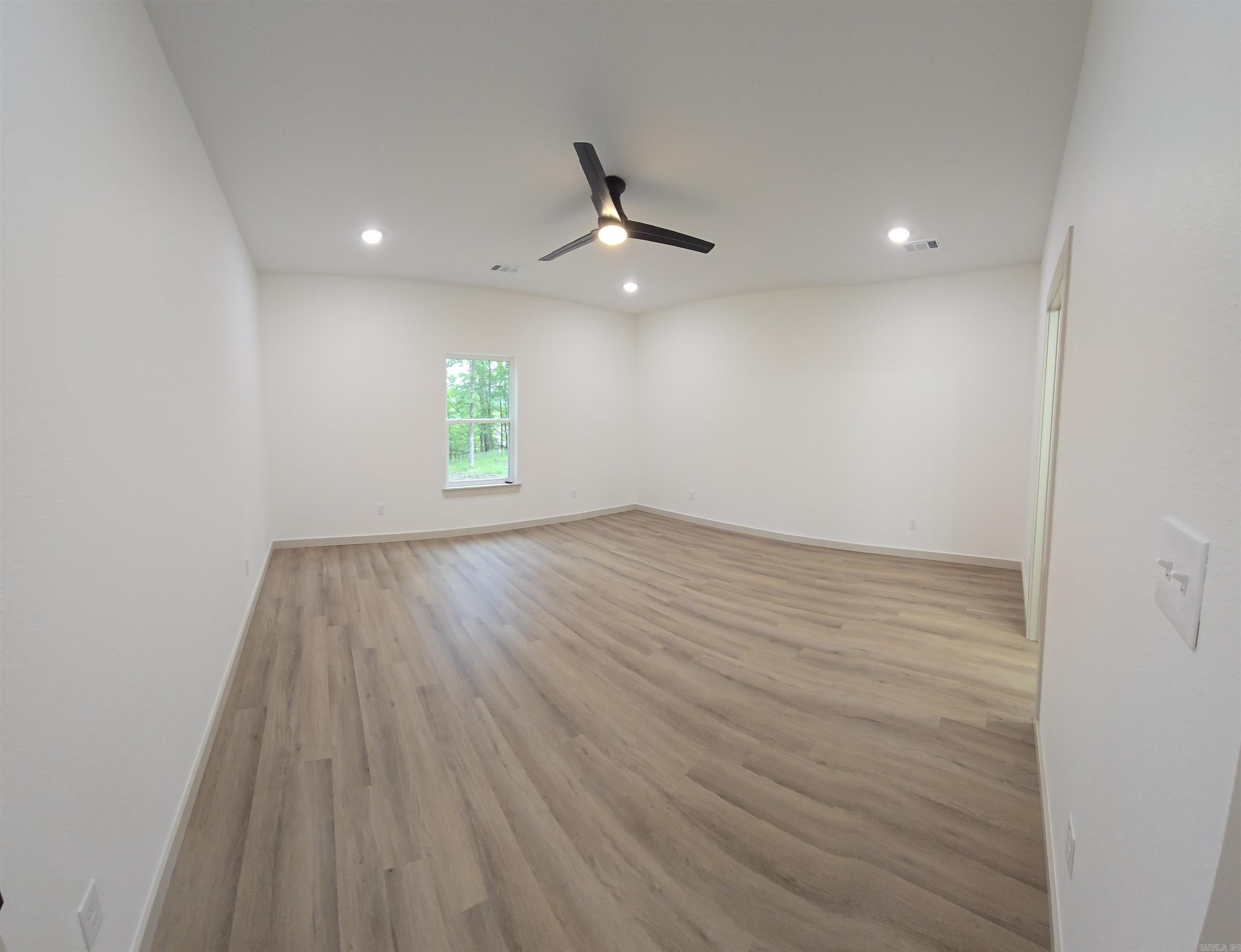 DIAMONDHEAD - Residential
