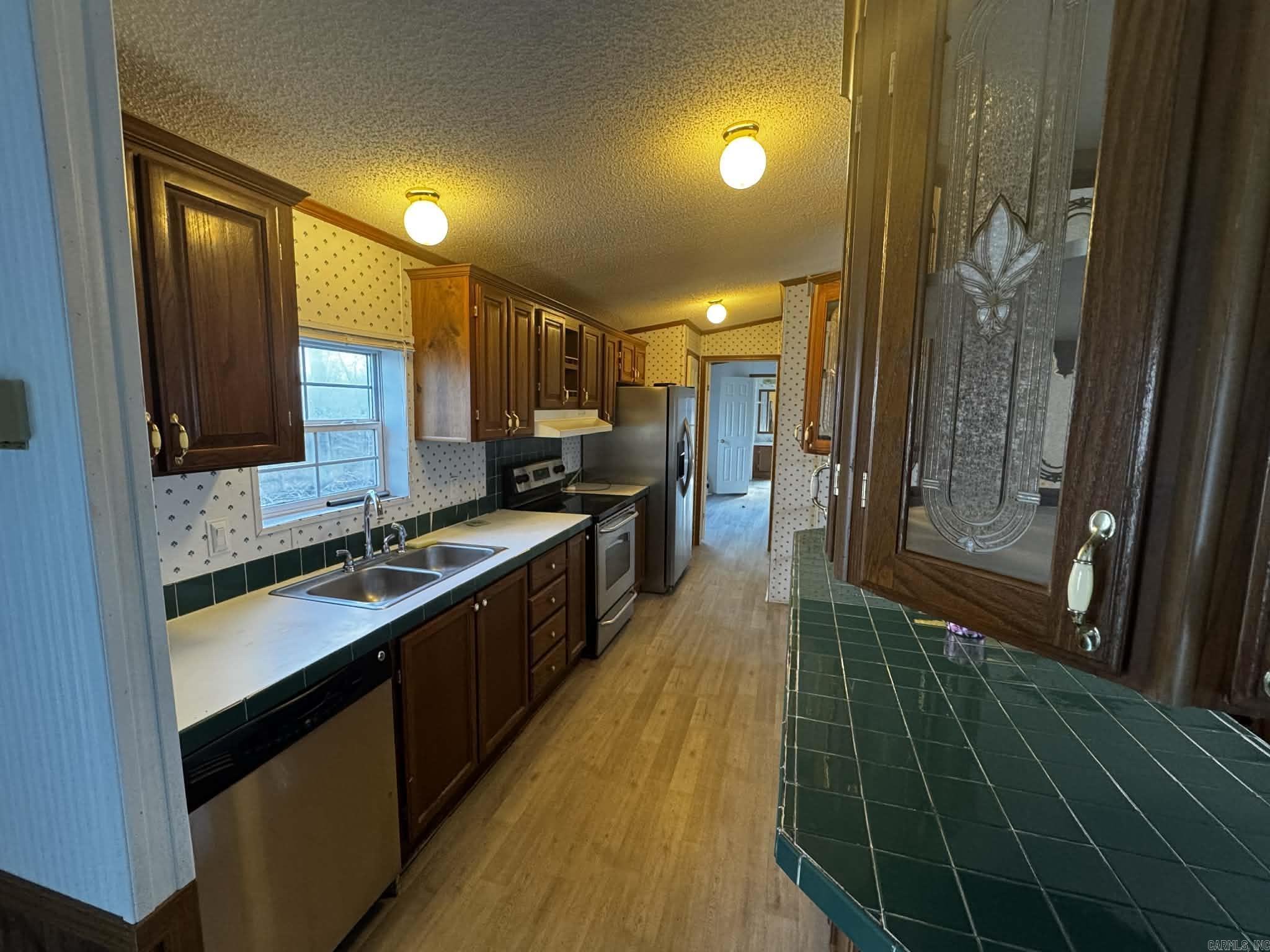 BACKBONE ESTATES - Residential