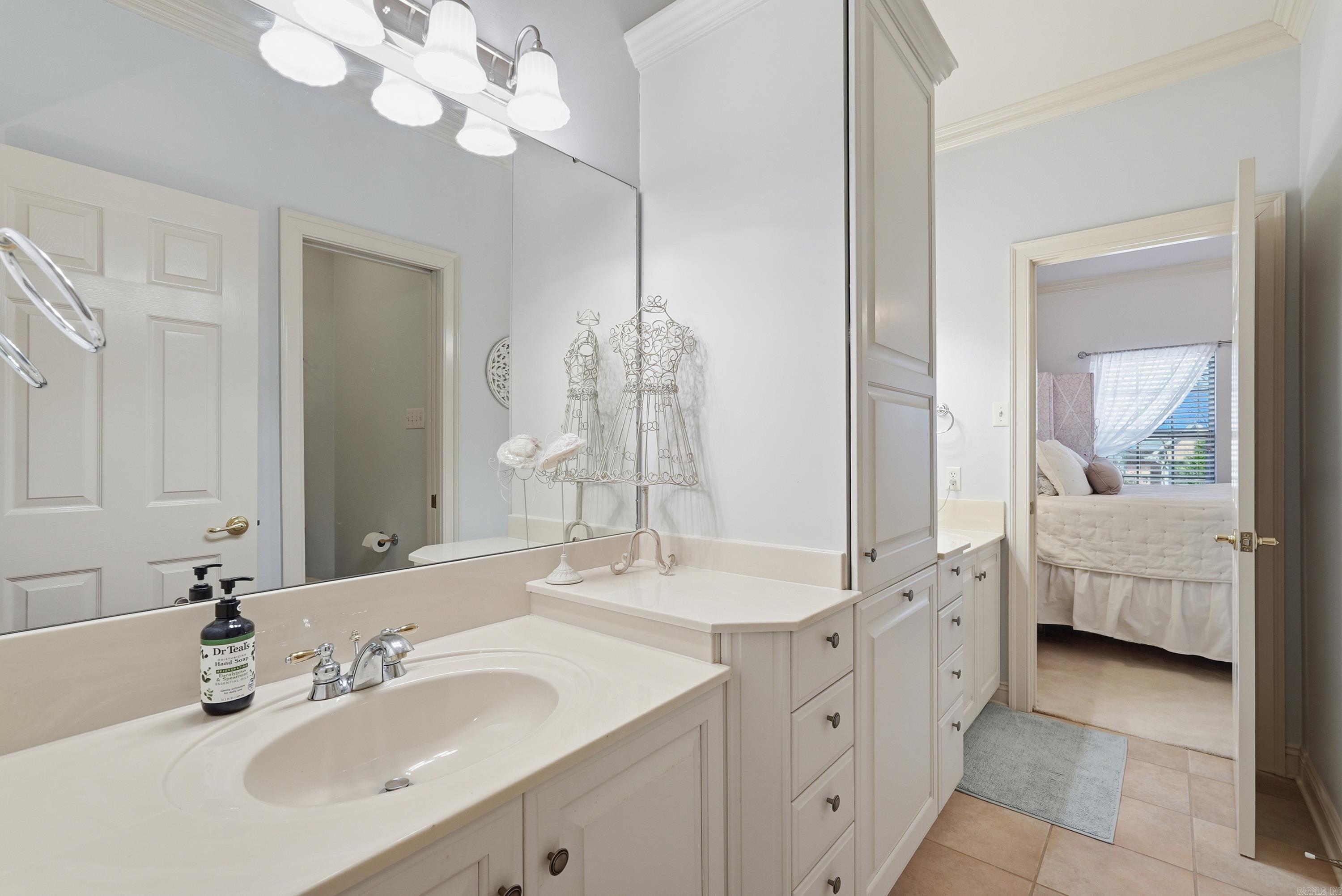 WELLINGTON - Residential