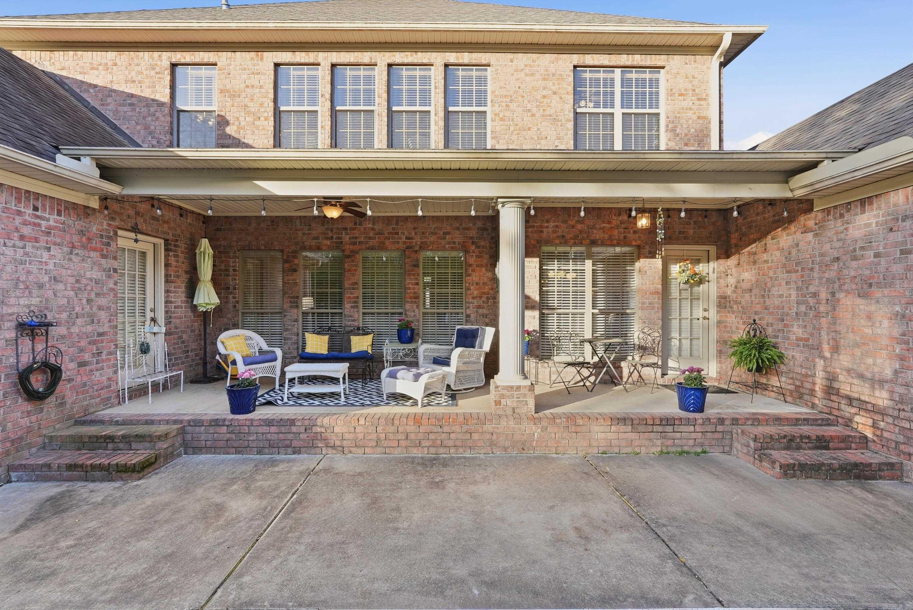 WELLINGTON - Residential