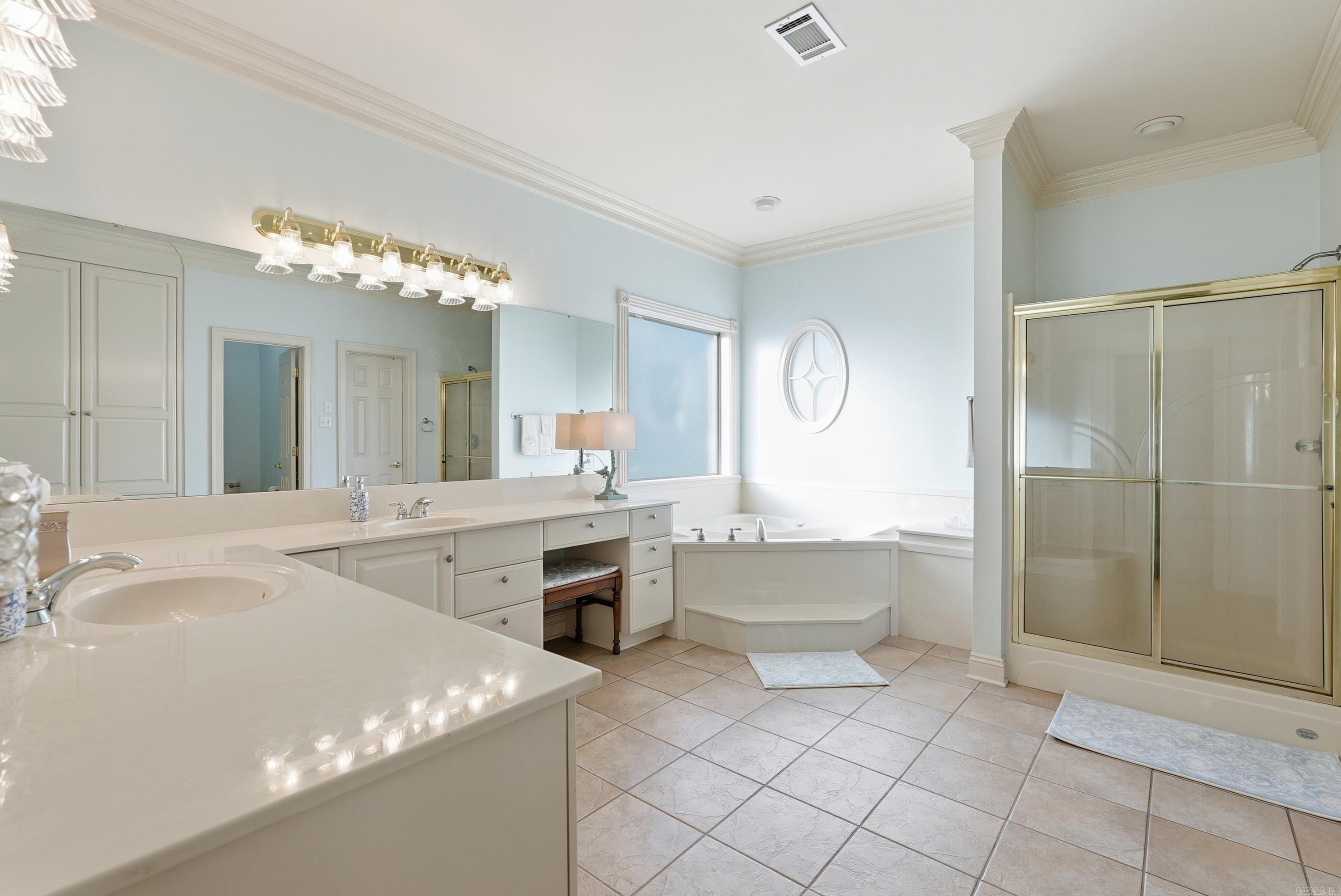 WELLINGTON - Residential