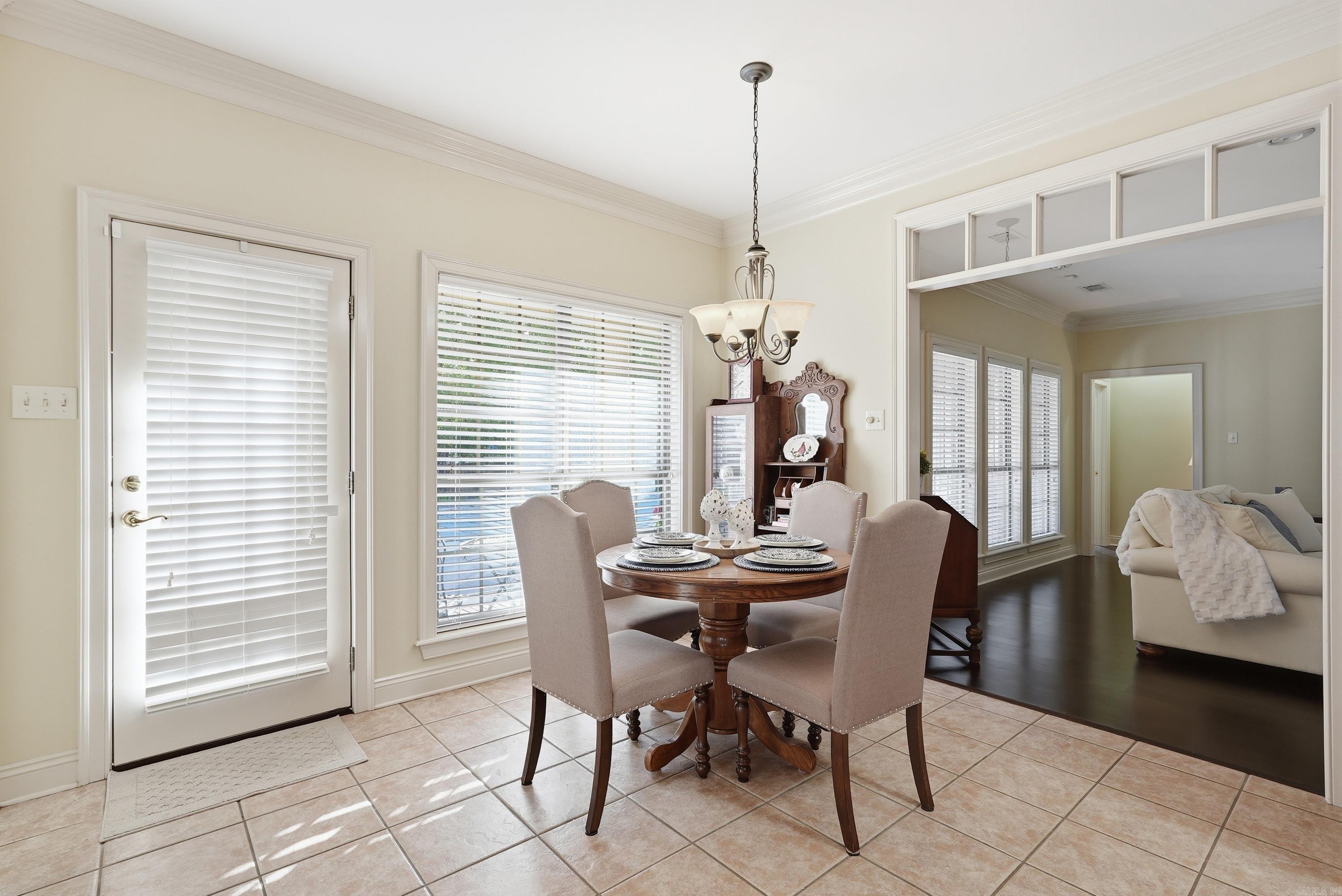 WELLINGTON - Residential