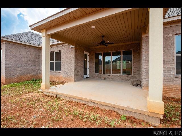COUNTRY CLUB OF ARK THE - Residential Lease