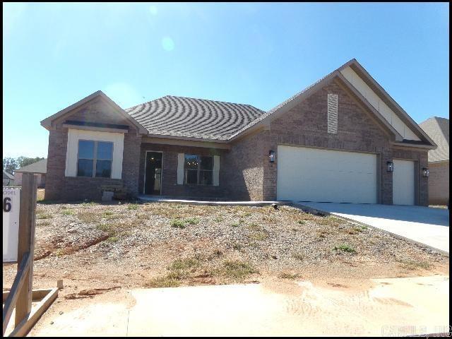 *MAUMELLE* GORGEOUS HOME IN COUNTRY CLUB OF ARKANSAS NEIGHBORHOOD!! This Brand New 4 Bedroom And 2.5 Bath Brick Home Features 2600 Sqft Of Living Space! Front Door Leads To An Open Floor Plan Including Formal Dining Area And Living Room With Cozy Electric Log Fireplace! Kitchen Features Quartz Countertops, Gas Cooktop With Convection Wall Oven And Microwave, And Kitchen Island With Large Sink! Bedrooms Are Split, Master With Large Walk-In Closet! Large Covered Patio! Central Heat And Air! Stairs Giving Easy Access To Attic Storage! 3 Car Garage For Parking! AVAILABLE NOW!!!