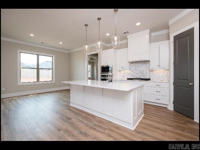 COUNTRY CLUB OF ARK THE - Residential Lease