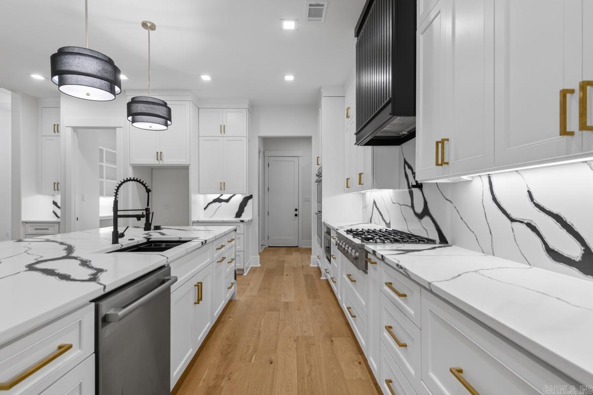 SUNGATE SUBDIVISION - Residential