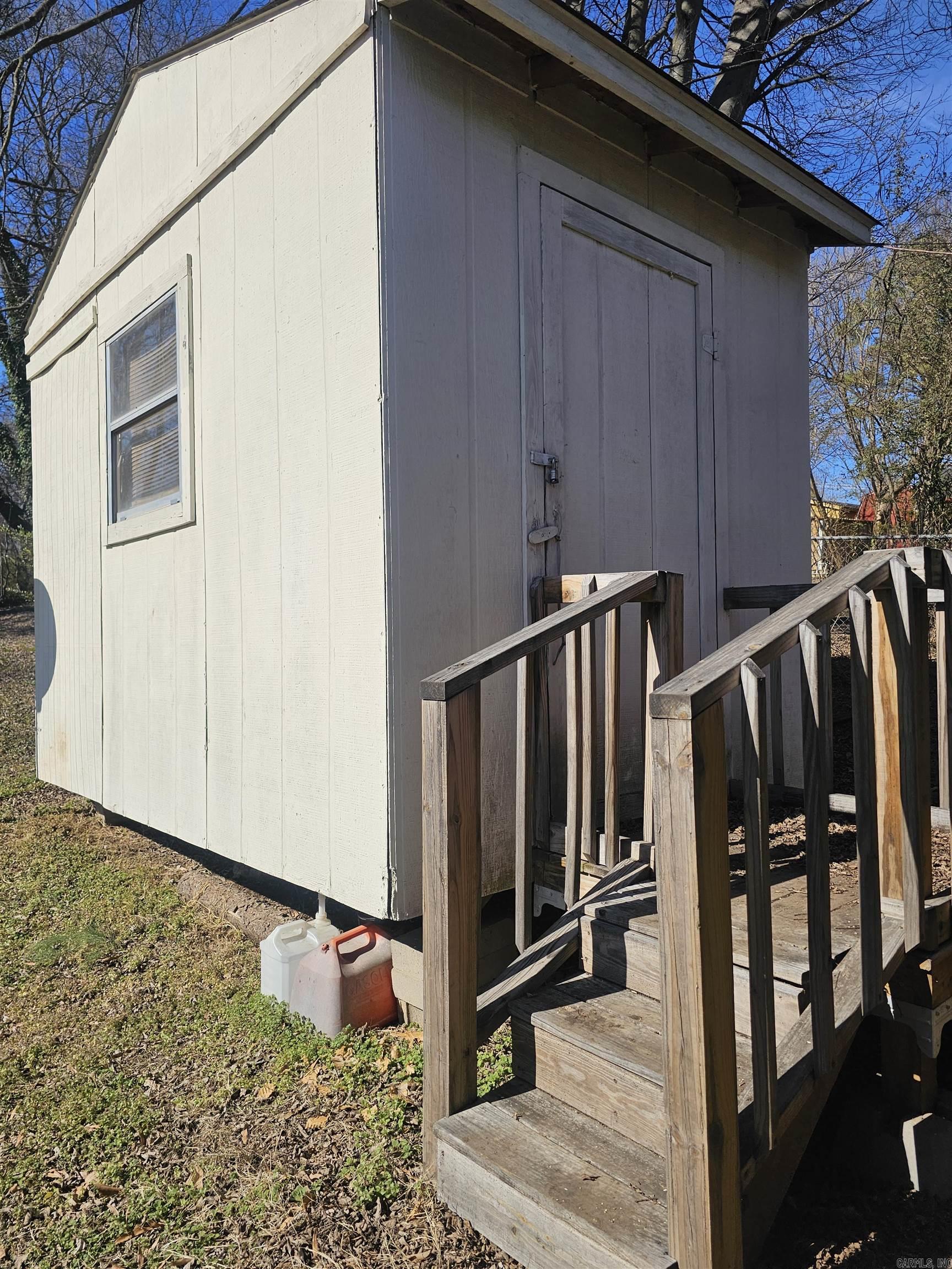 BLACKWELL - Residential