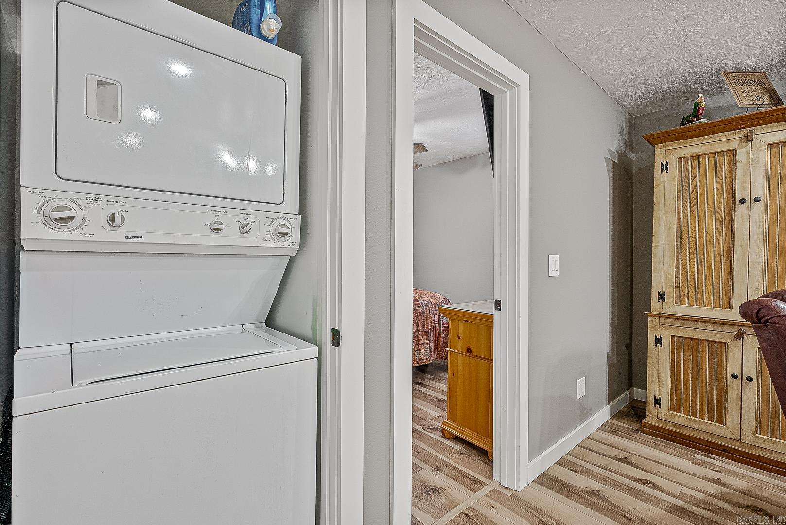 HENDERSON HEIGHTS - Residential