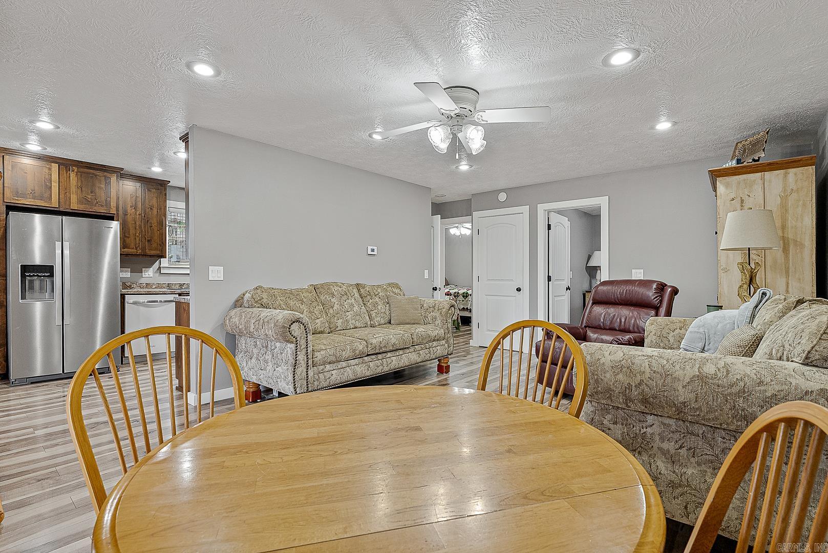 HENDERSON HEIGHTS - Residential