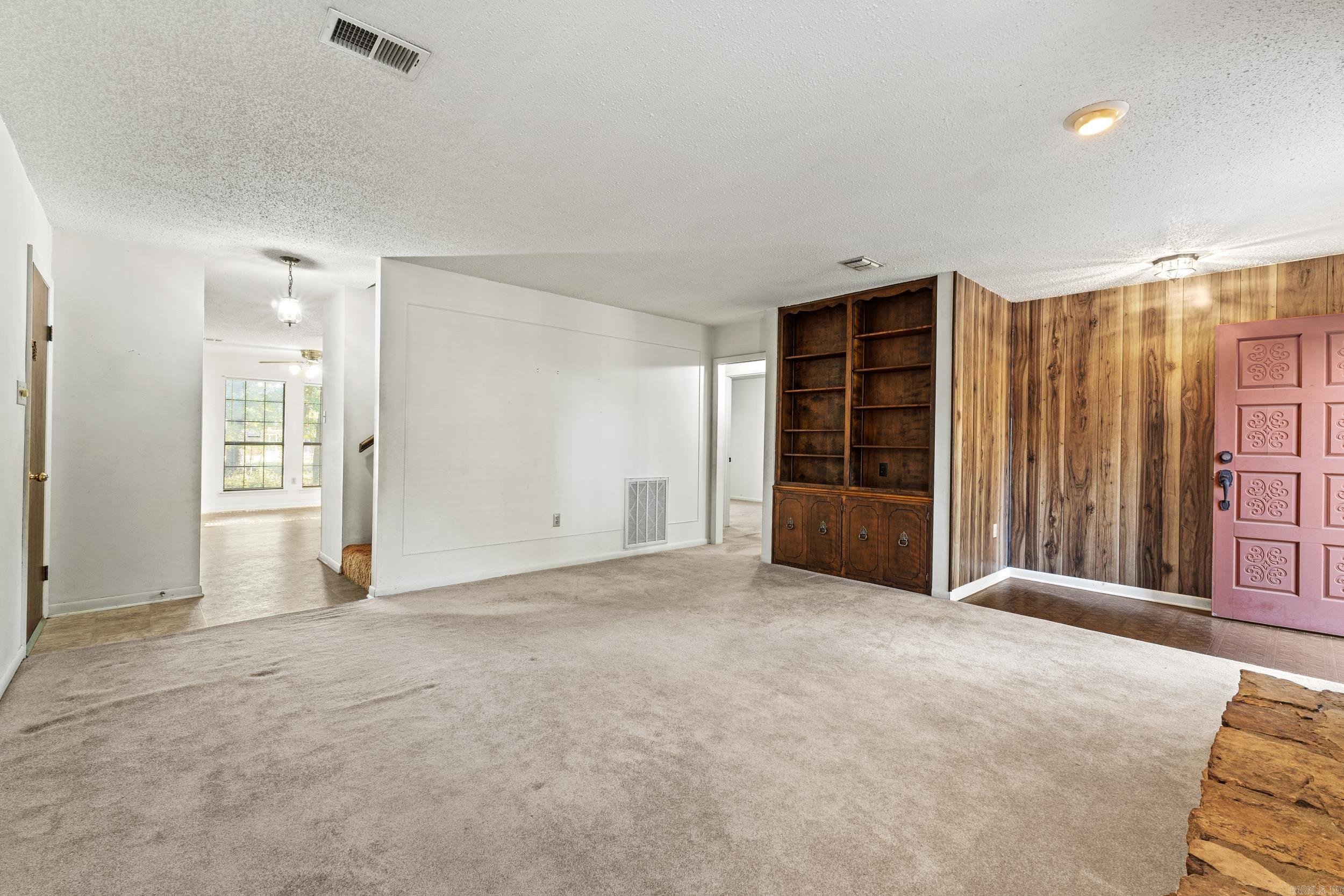 WESTWOOD - Residential