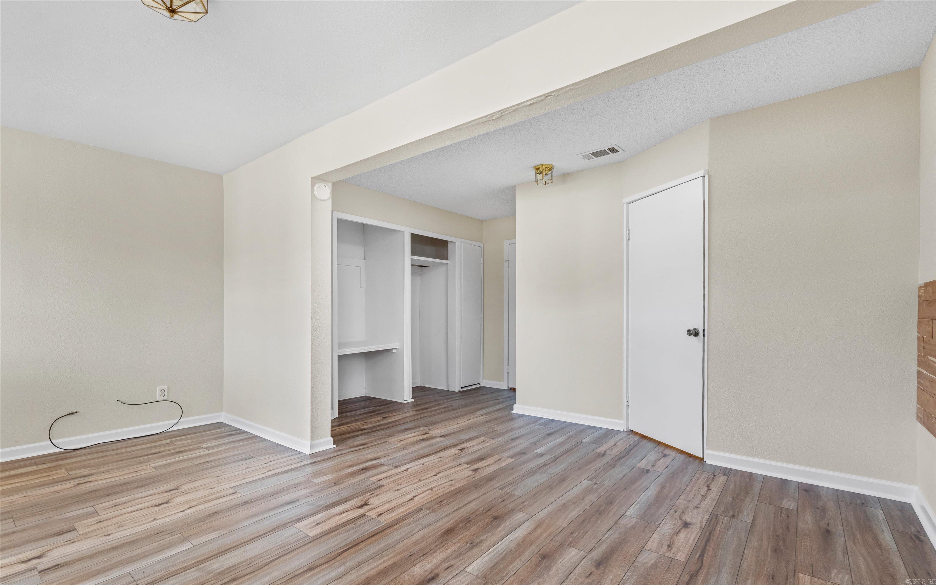 CORONADO COURTS - Residential