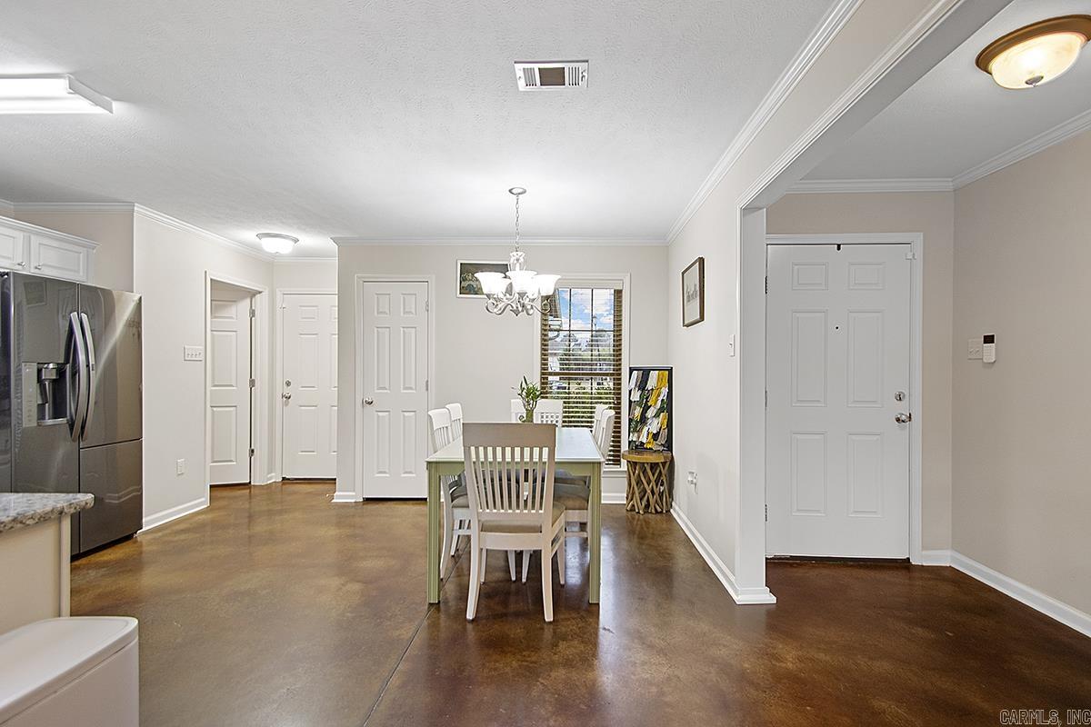 ALLI'S PLACE - Residential