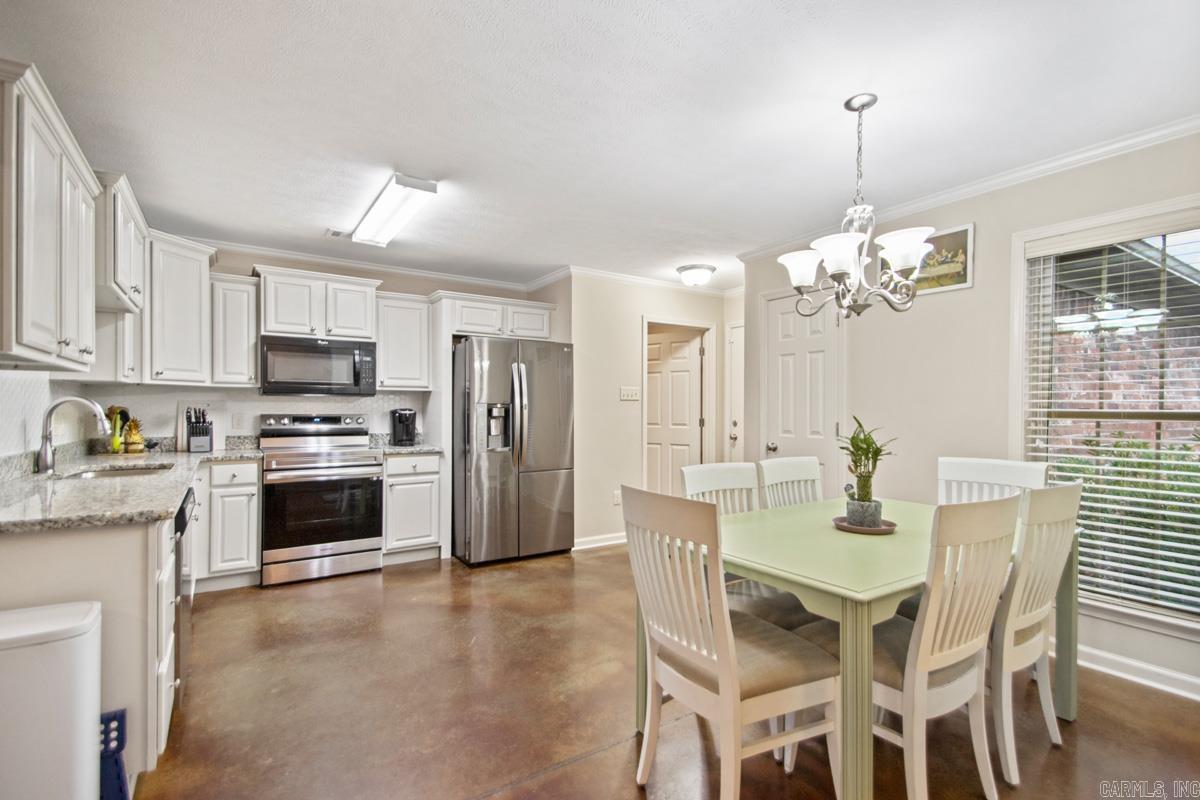 ALLI'S PLACE - Residential