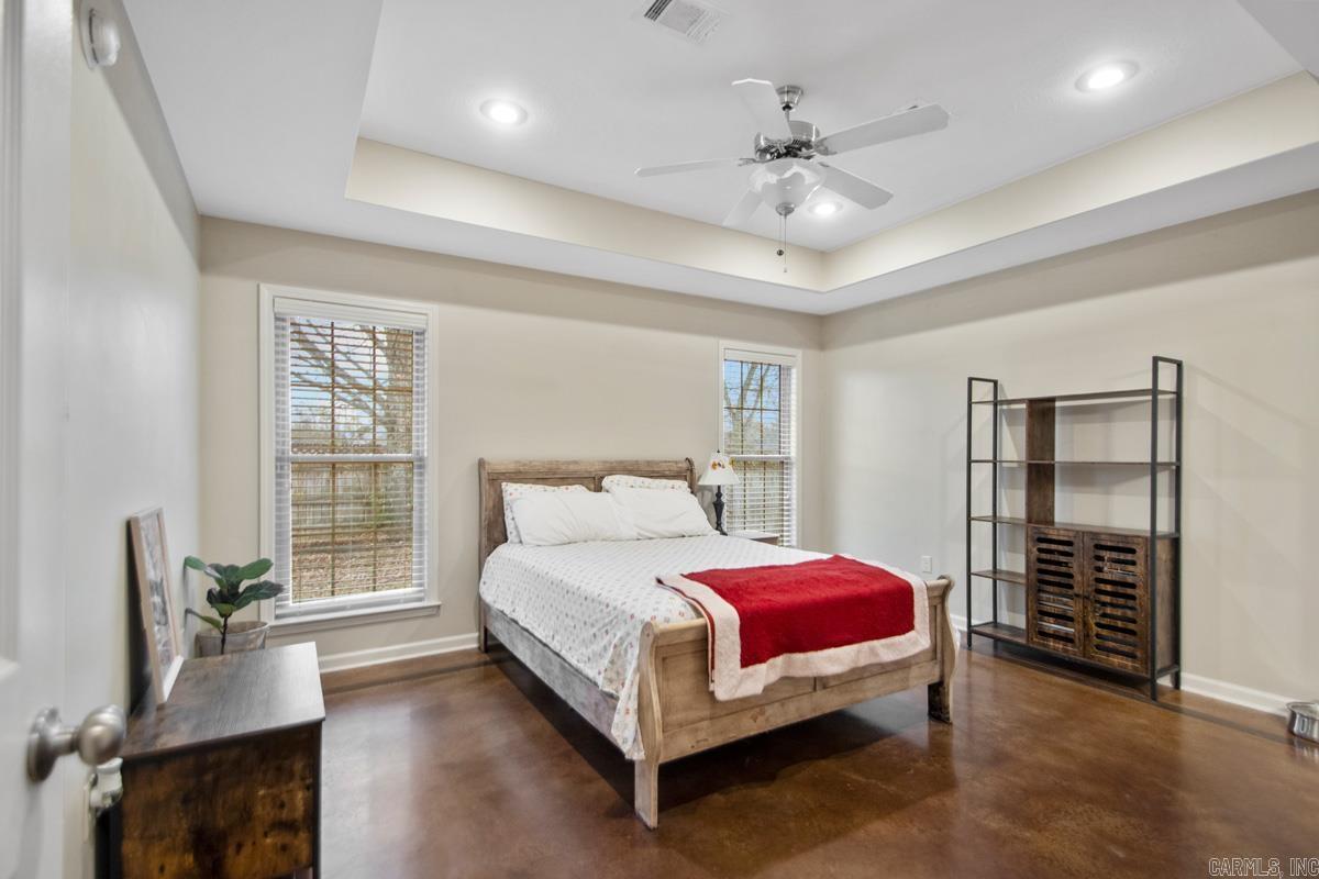 ALLI'S PLACE - Residential