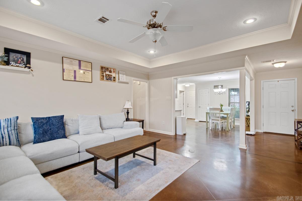 ALLI'S PLACE - Residential