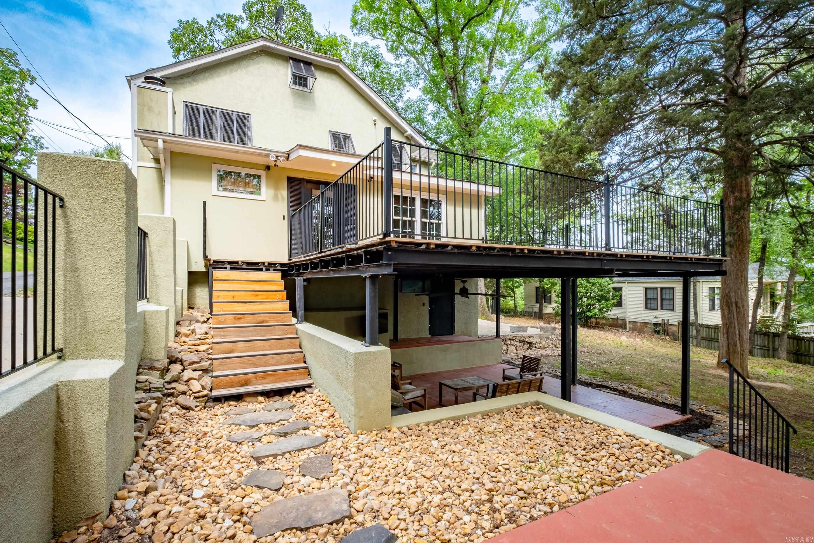 OAKWOOD PLACE - Residential