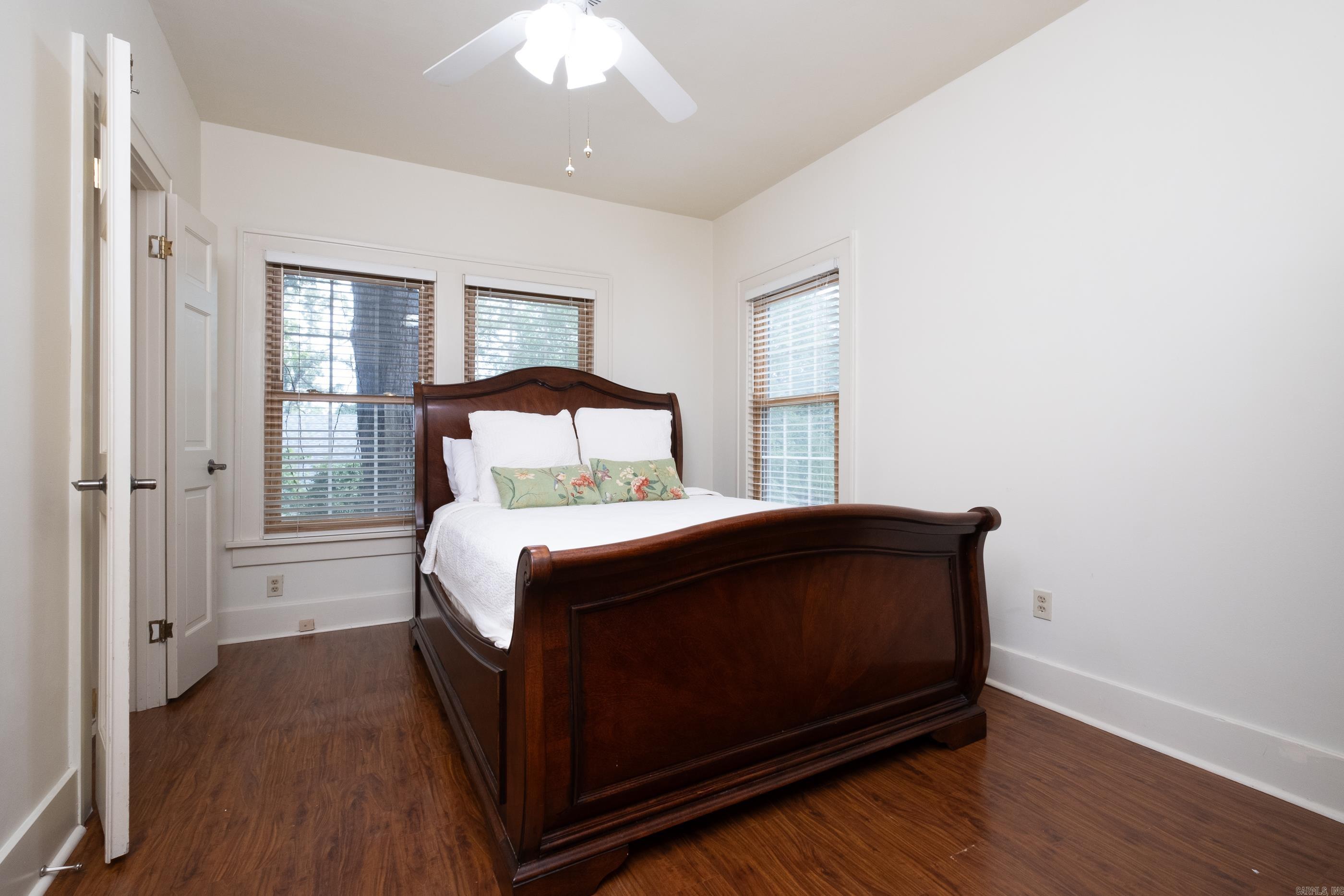 OAKWOOD PLACE - Residential