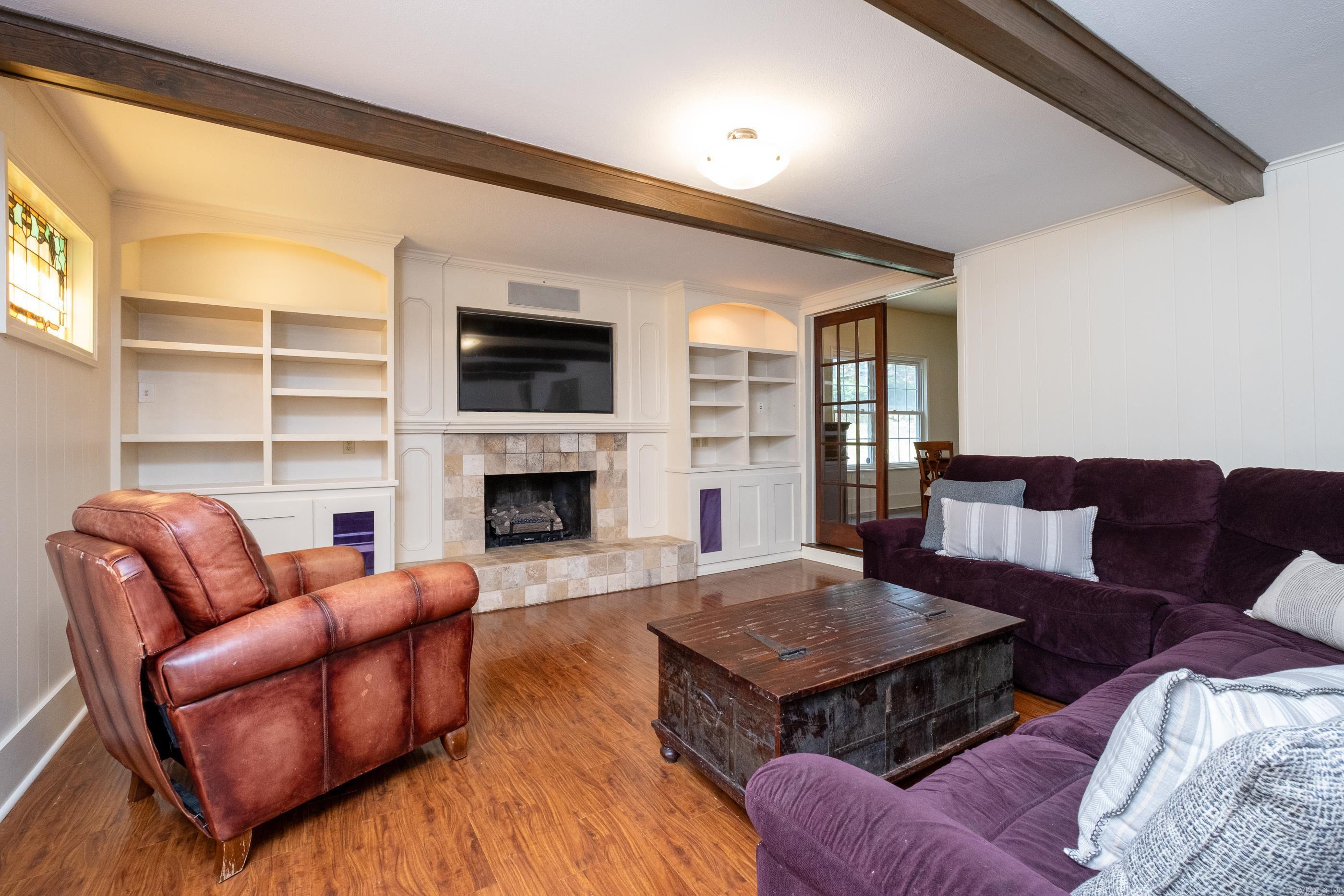 OAKWOOD PLACE - Residential