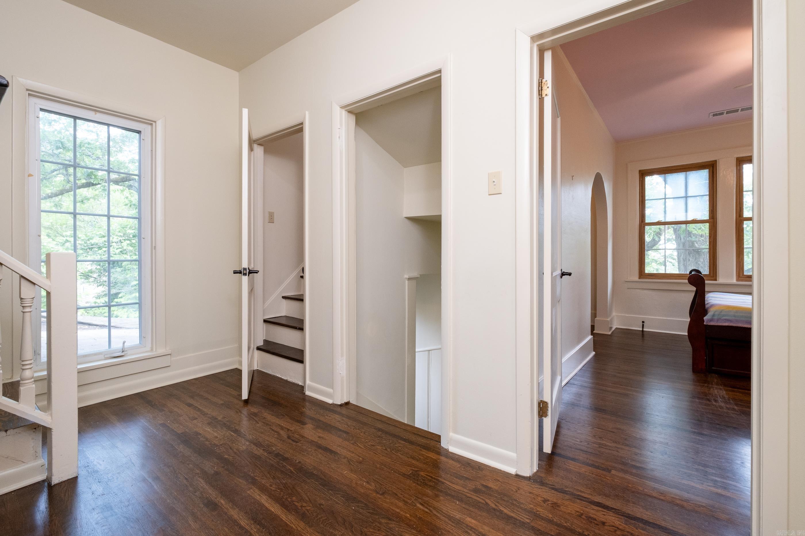 OAKWOOD PLACE - Residential