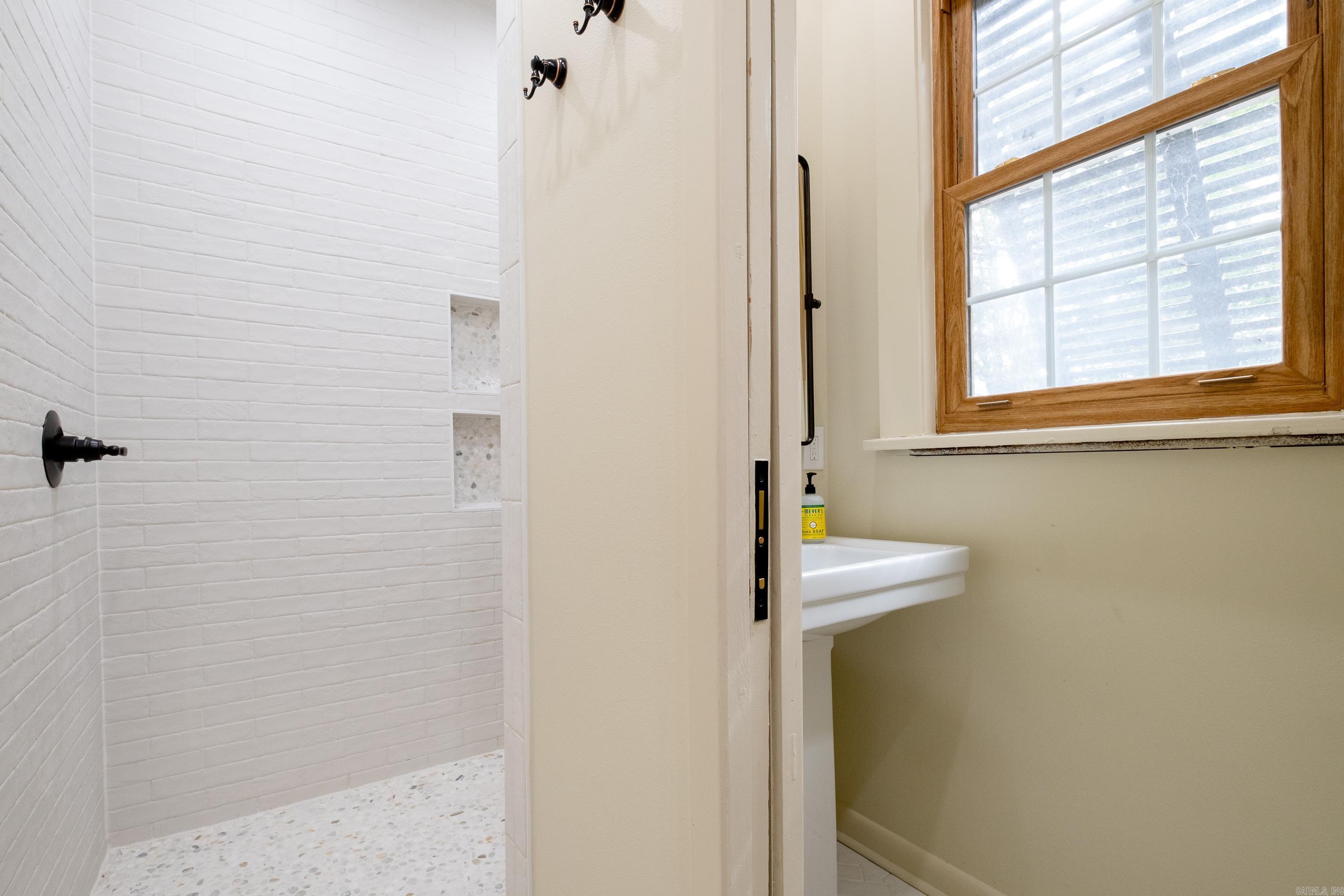 OAKWOOD PLACE - Residential