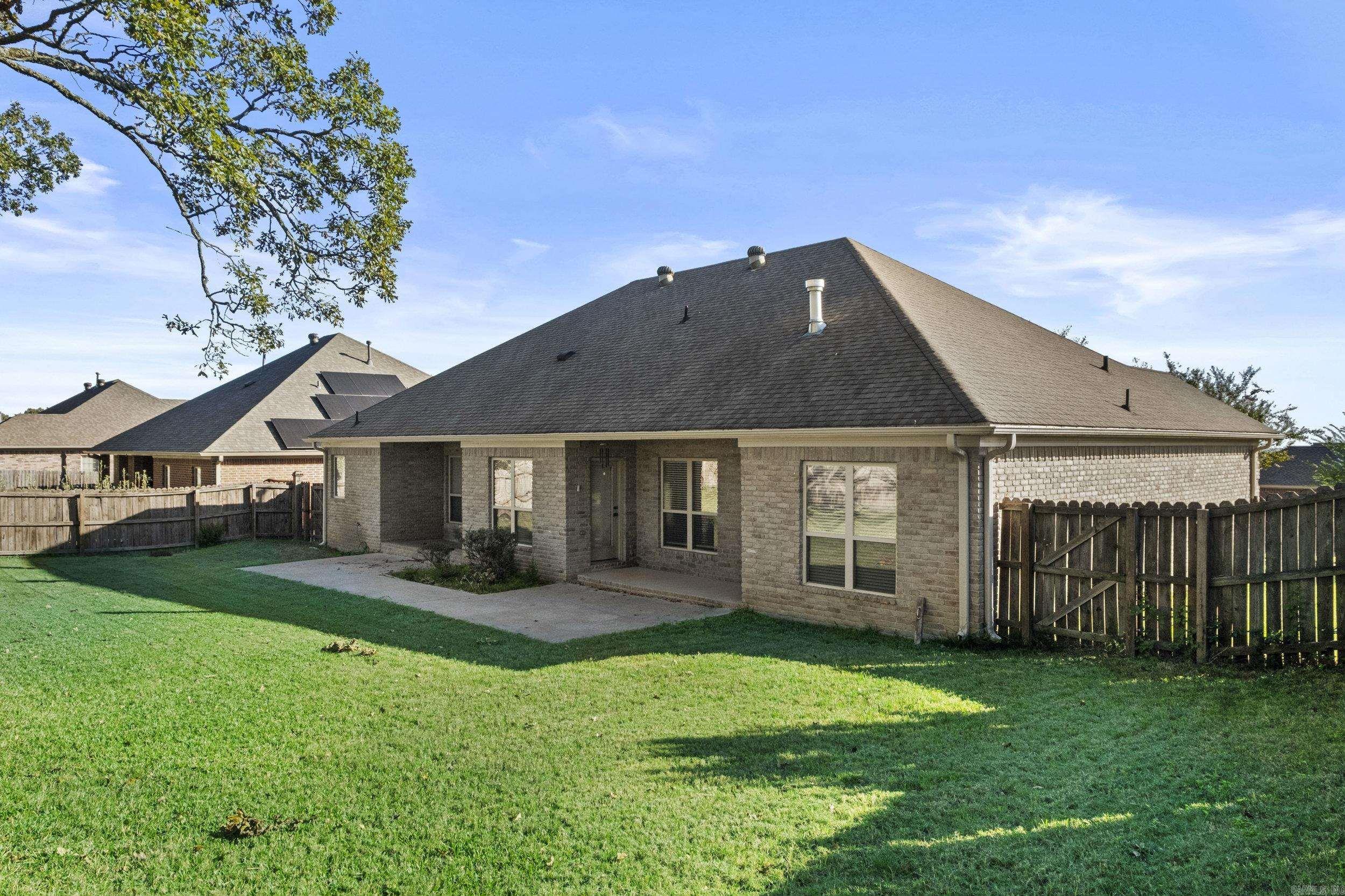 MILLERS CROSSING - Residential