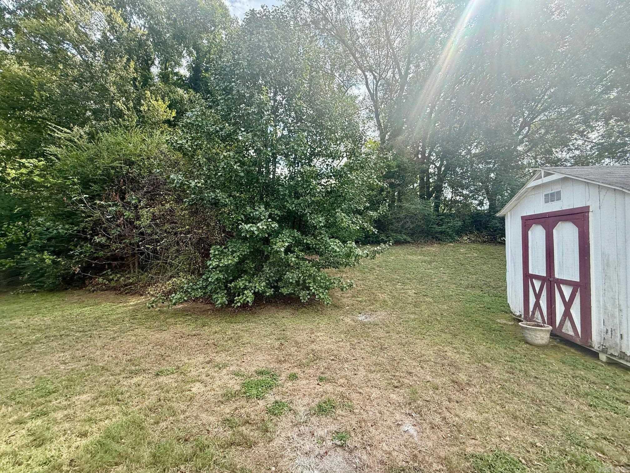 BRYANT MEADOWS - Residential