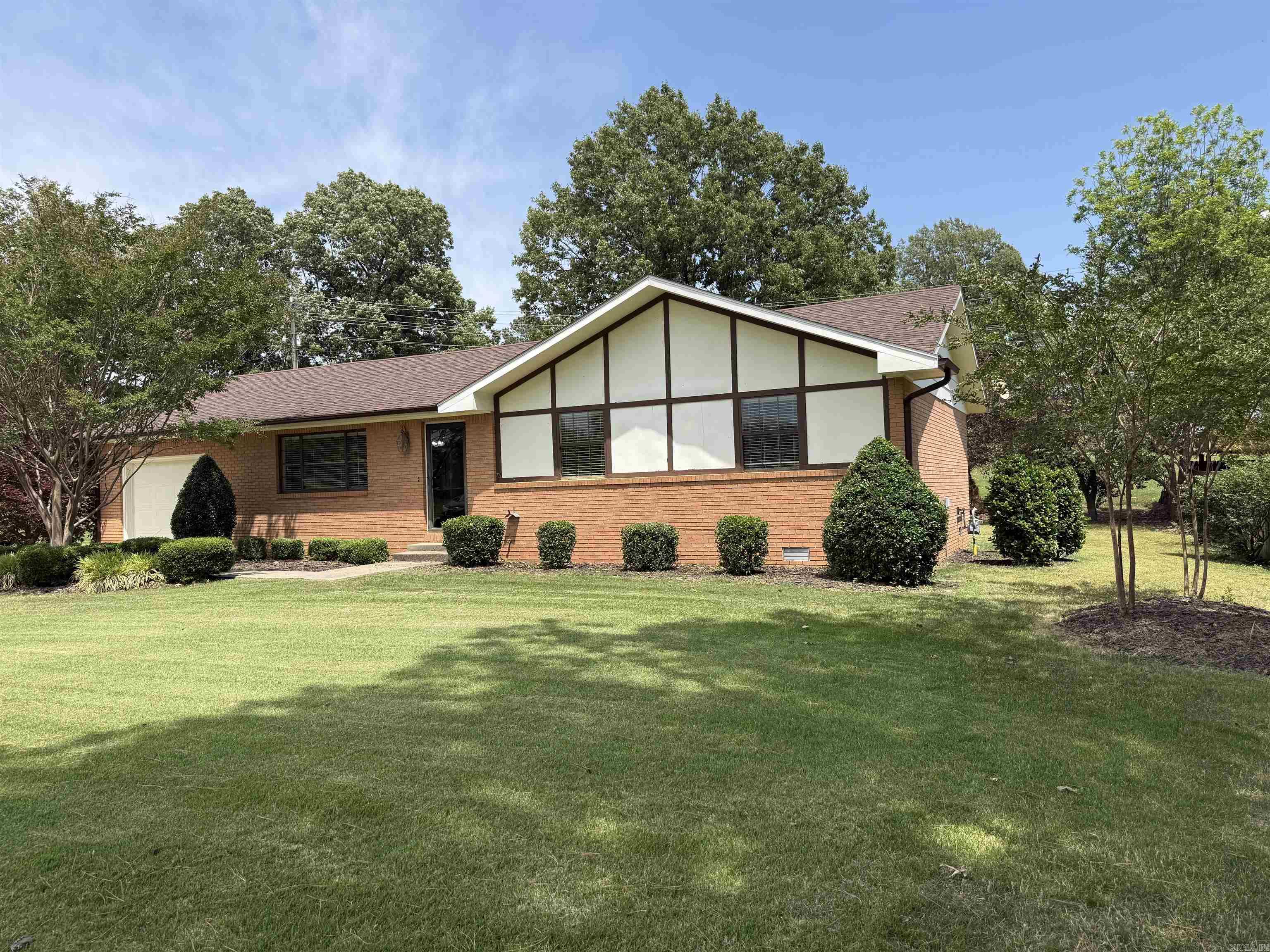 OAK HILL PLACE - Residential