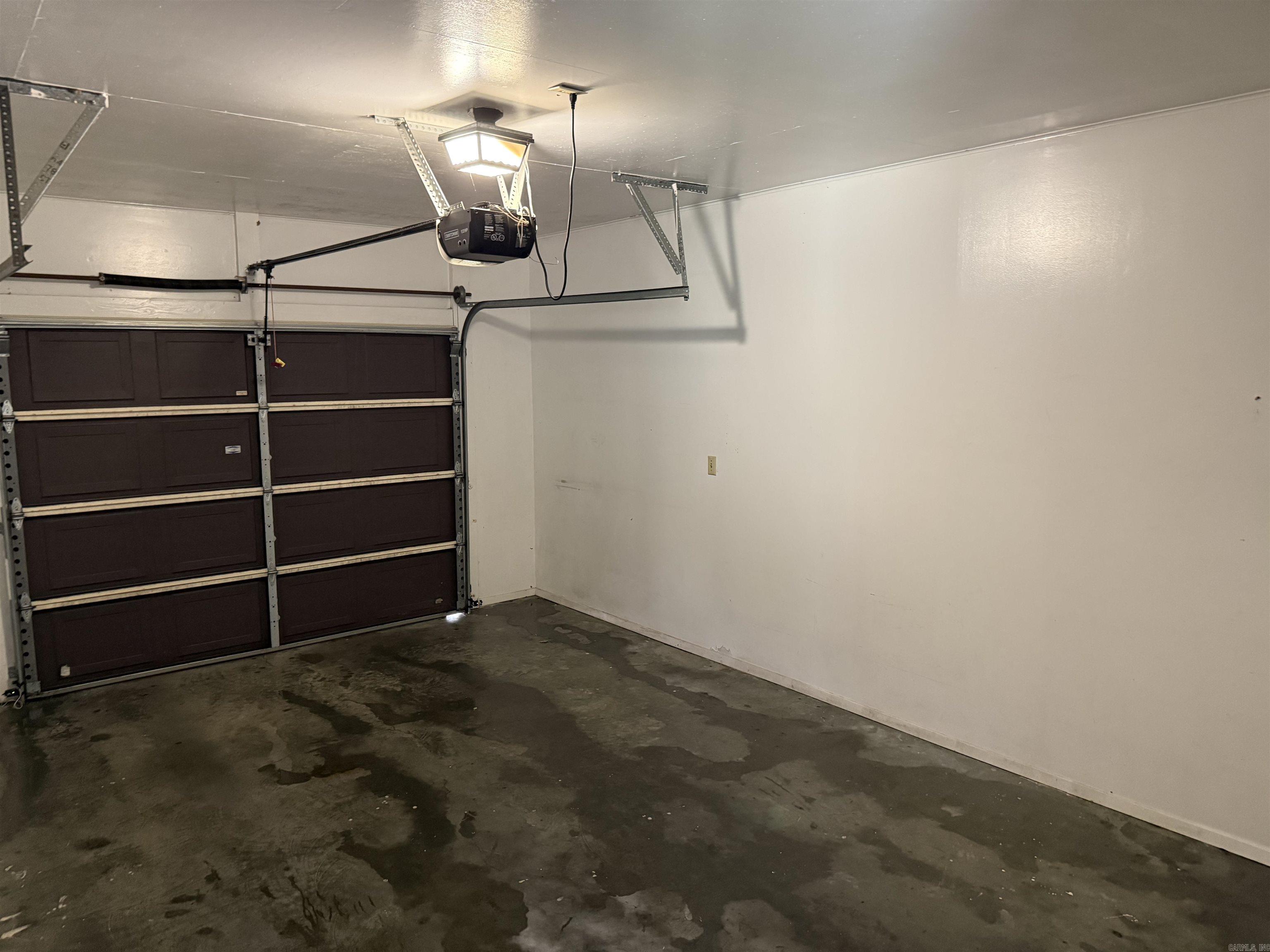 OAK HILL PLACE - Residential