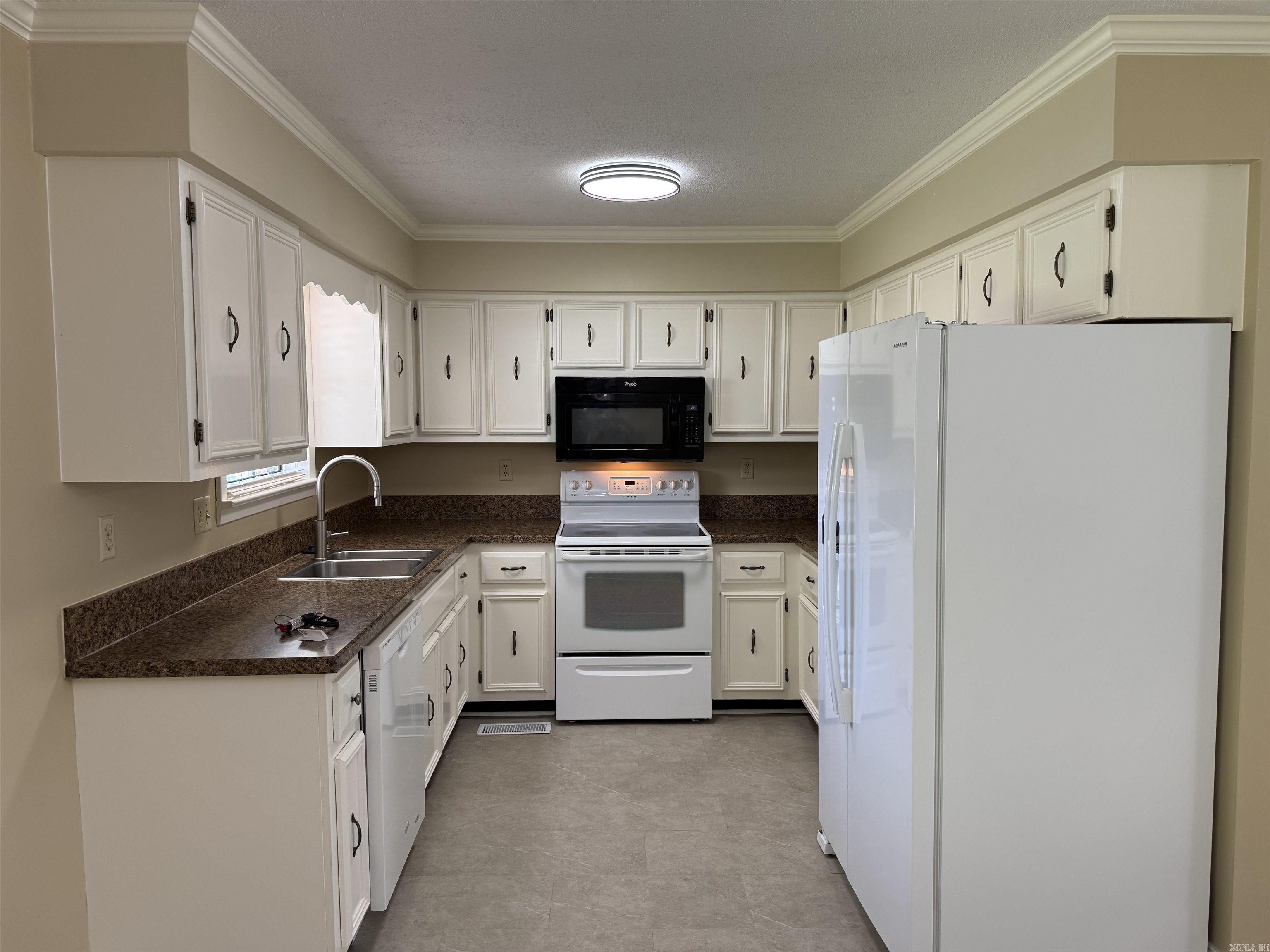 OAK HILL PLACE - Residential