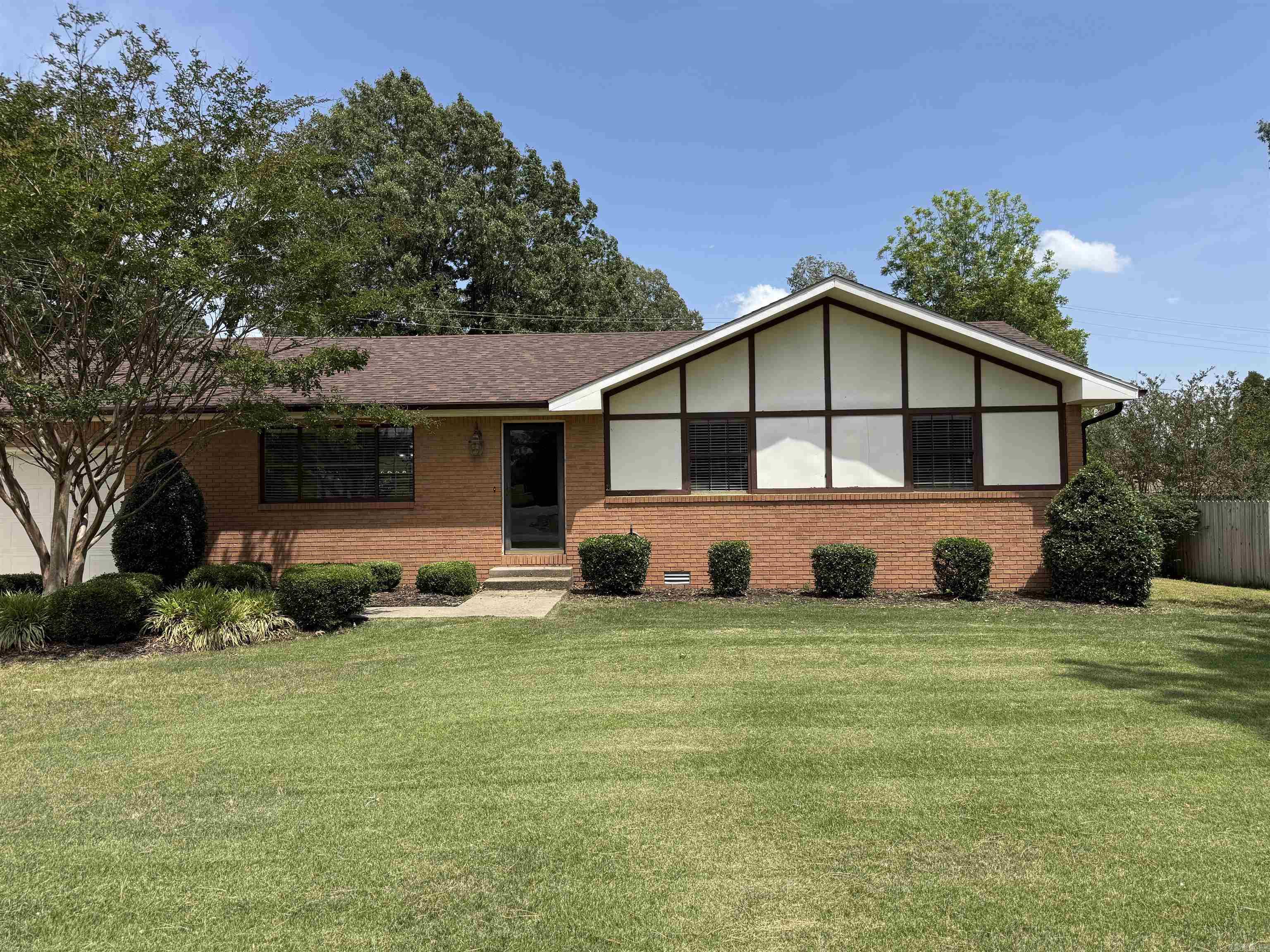 OAK HILL PLACE - Residential