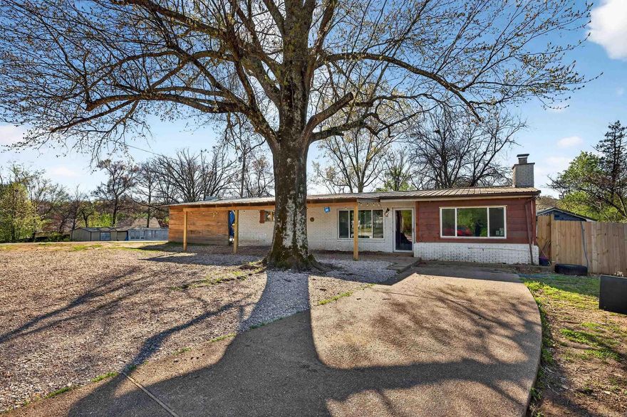 This beautifully updated three-bedroom, two-bath home is located just outside of Hot Springs in the highly desirable Lake Hamilton area—only a minute from the lake. Offering the perfect blend of comfort and convenience, the home features numerous updates throughout, including a new carport, fresh flooring, and modern finishes that give it a refreshed and inviting feel. The spacious layout is ideal for both relaxing and entertaining, while the fenced-in backyard provides a private outdoor space perfect for pets, children, or weekend gatherings. Whether you're looking for a primary residence, vacation home, or investment property, this charming home offers incredible potential in a prime location near one of Arkansas's most sought-after lakes.