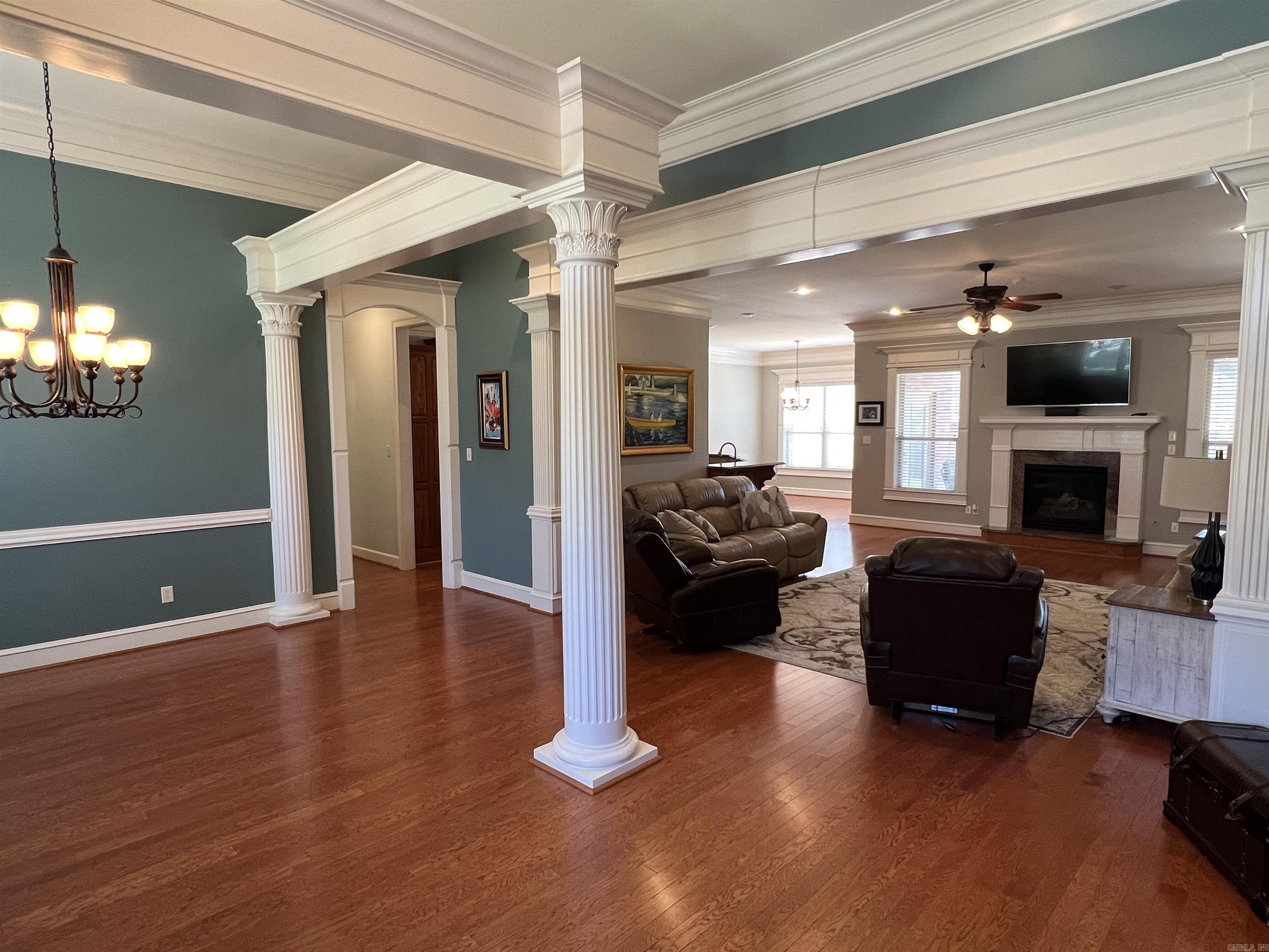 MAUMELLE VALLEY ESTATES - Residential